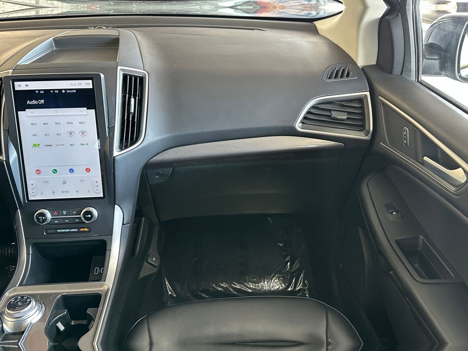 Thumbnail: 2024 Ford Edge - 35