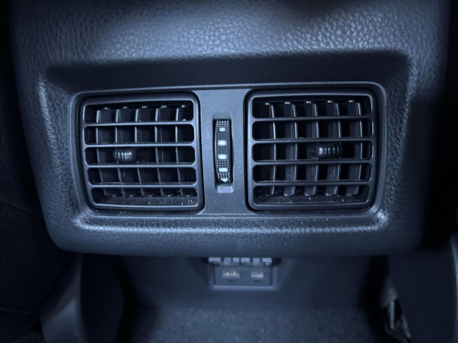 Thumbnail: 2025 Toyota Camry - 23