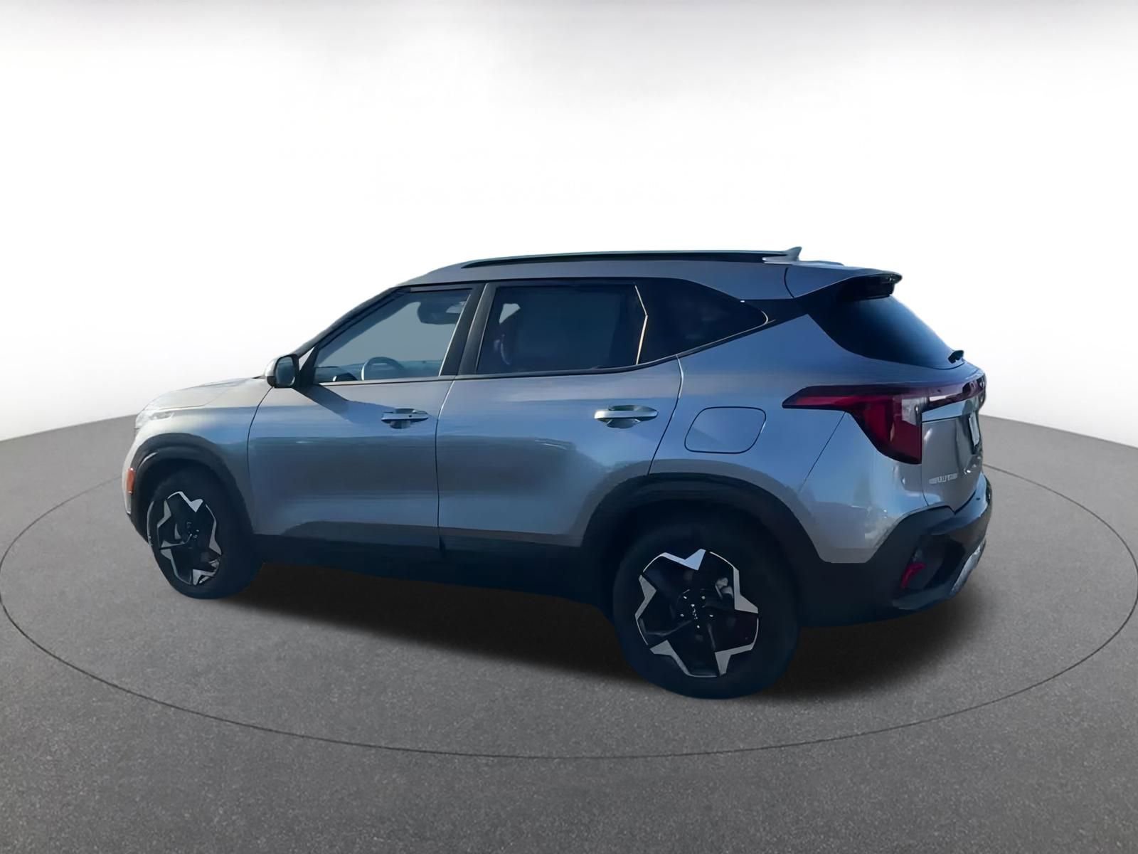 Thumbnail: 2025 Kia Seltos - 10