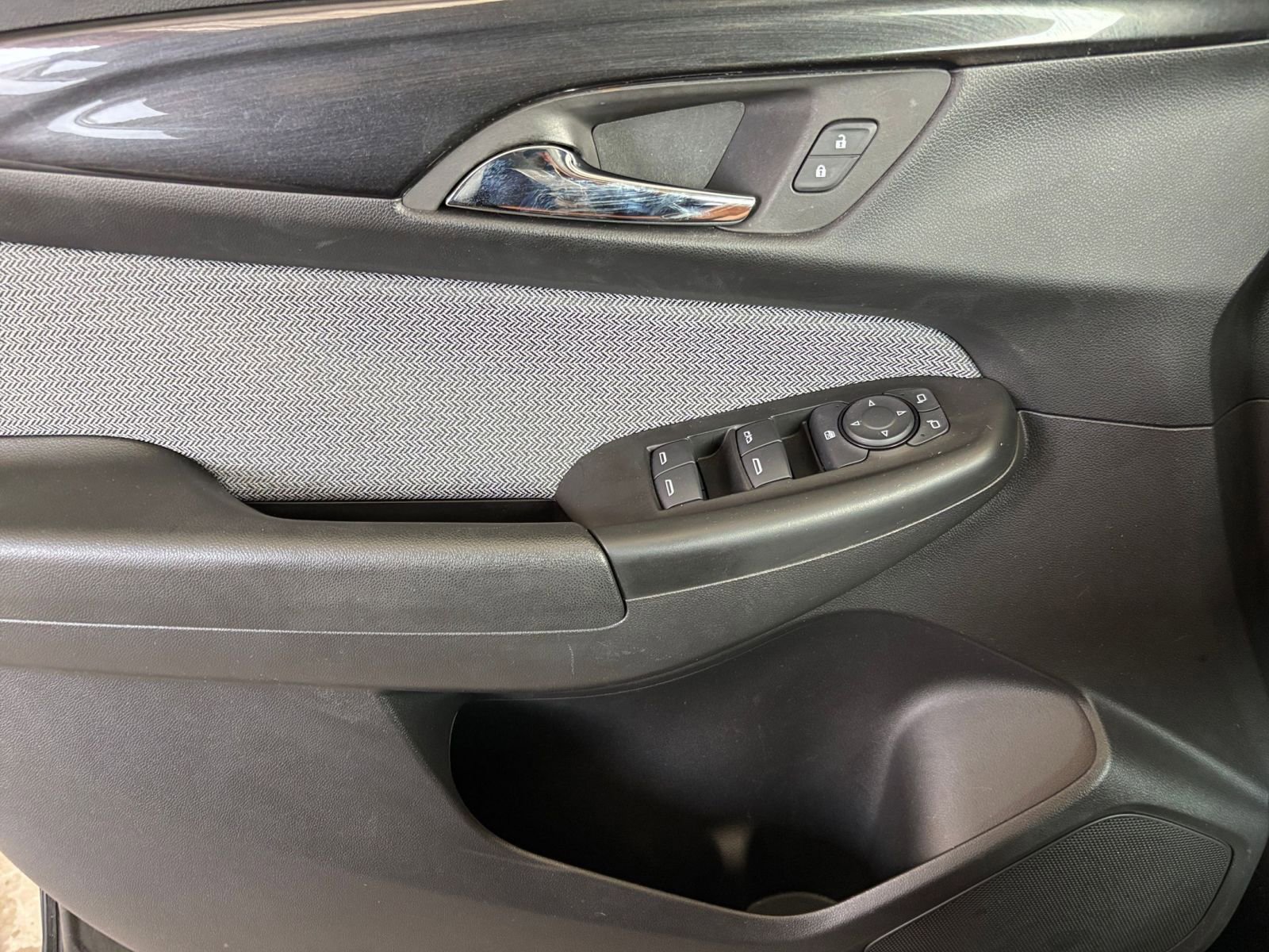 Thumbnail: 2025 Chevrolet TrailBlazer - 18