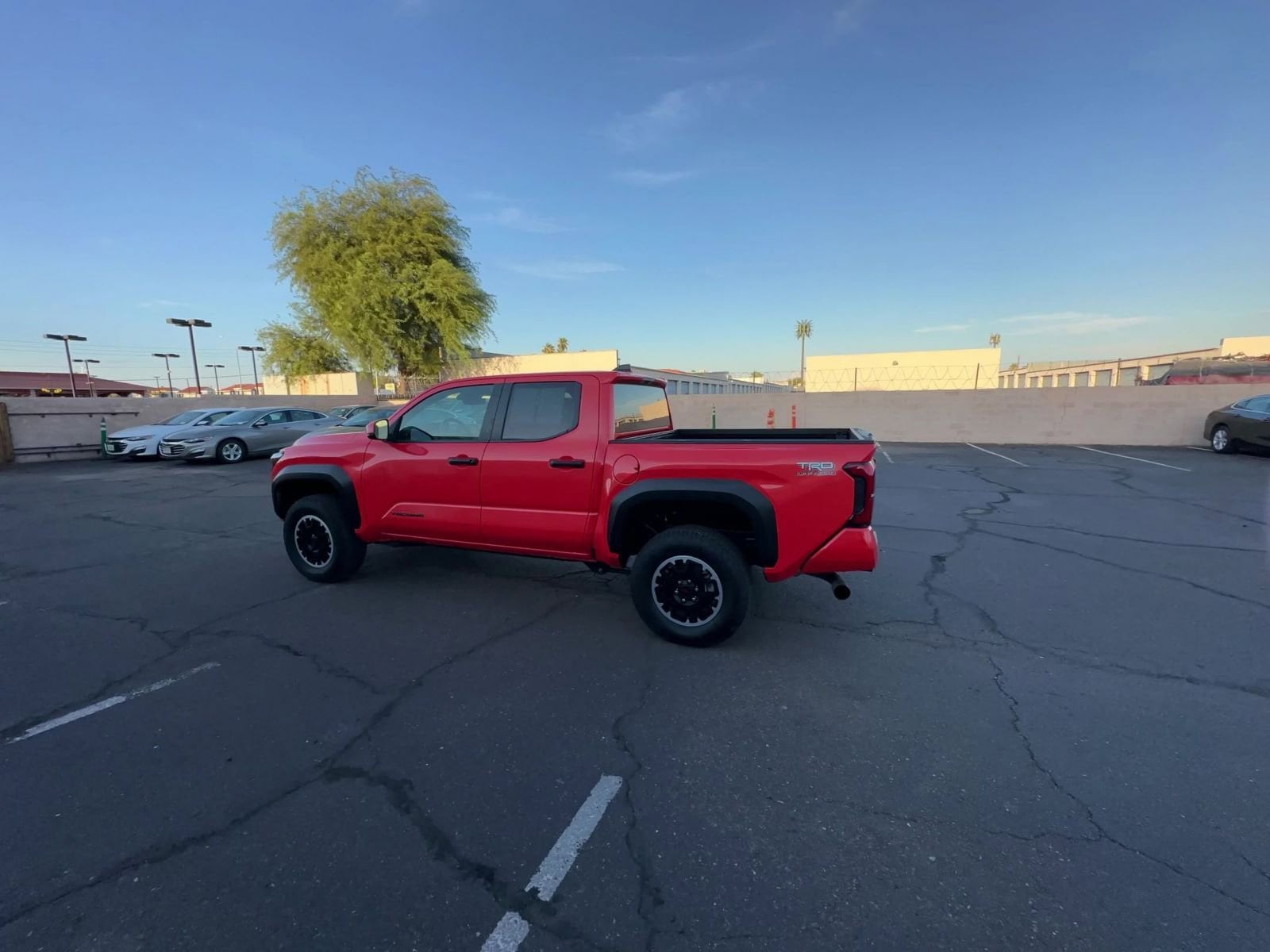 Thumbnail: 2024 Toyota Tacoma - 16