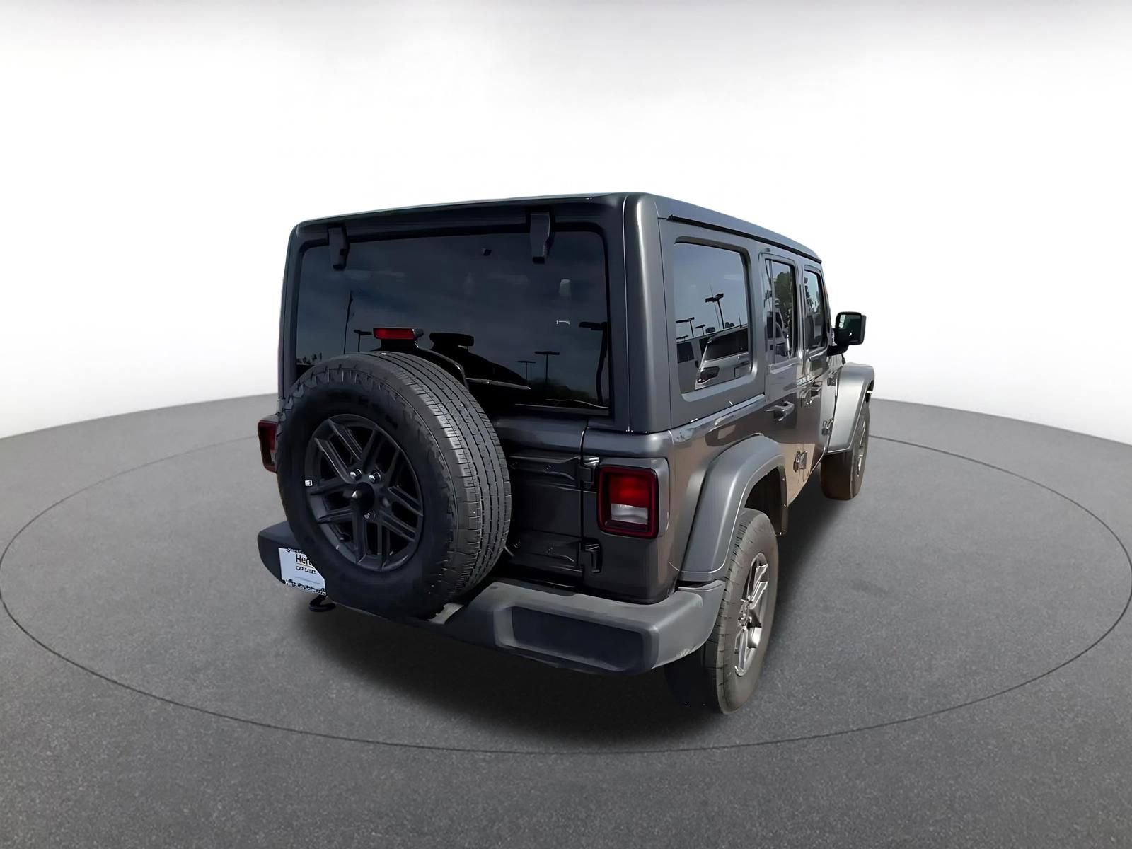 Thumbnail: 2025 Jeep Wrangler - 12