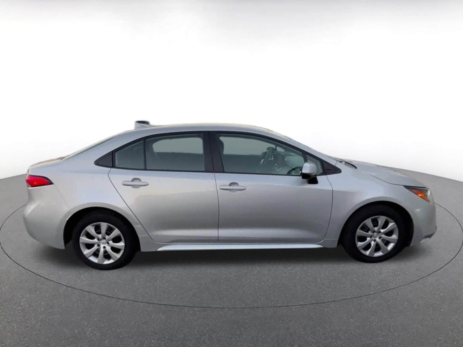 Thumbnail: 2025 Toyota Corolla - 16