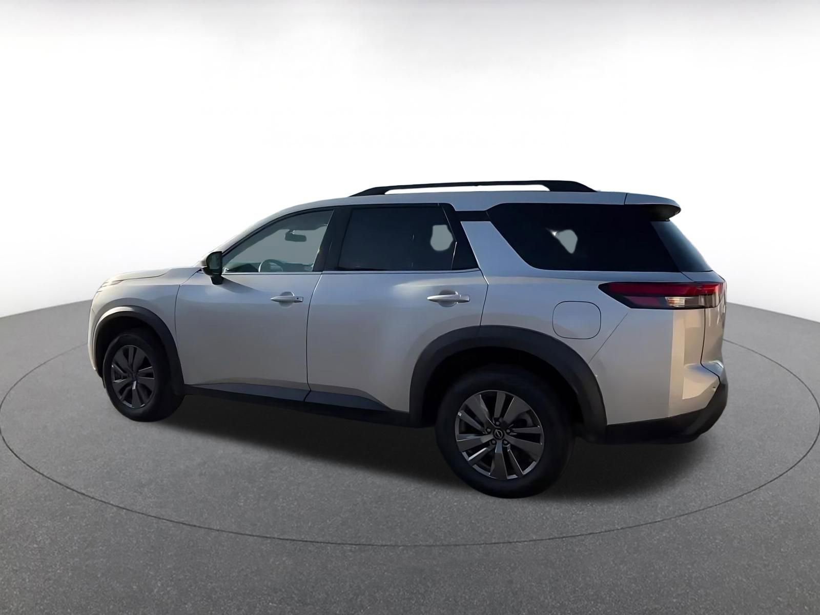 Thumbnail: 2025 Nissan Pathfinder - 10