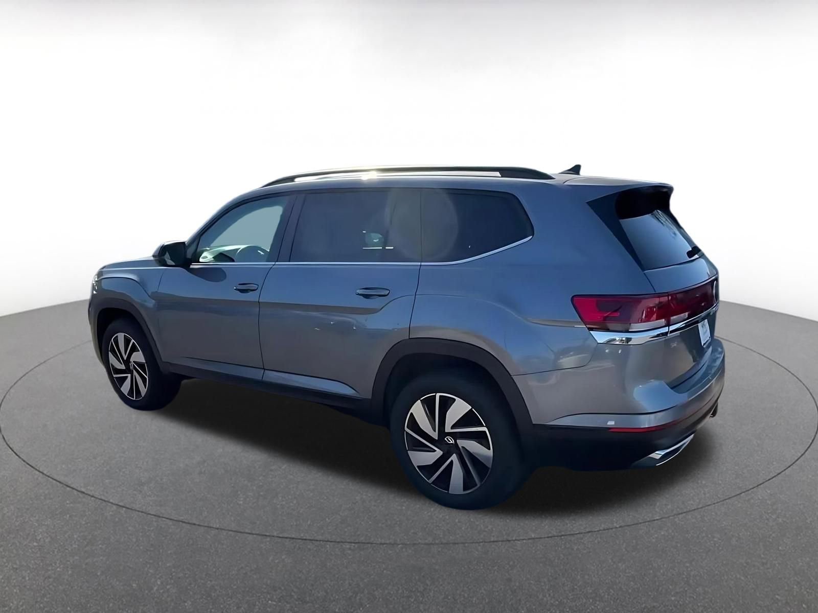 Thumbnail: 2024 Volkswagen Atlas - 10