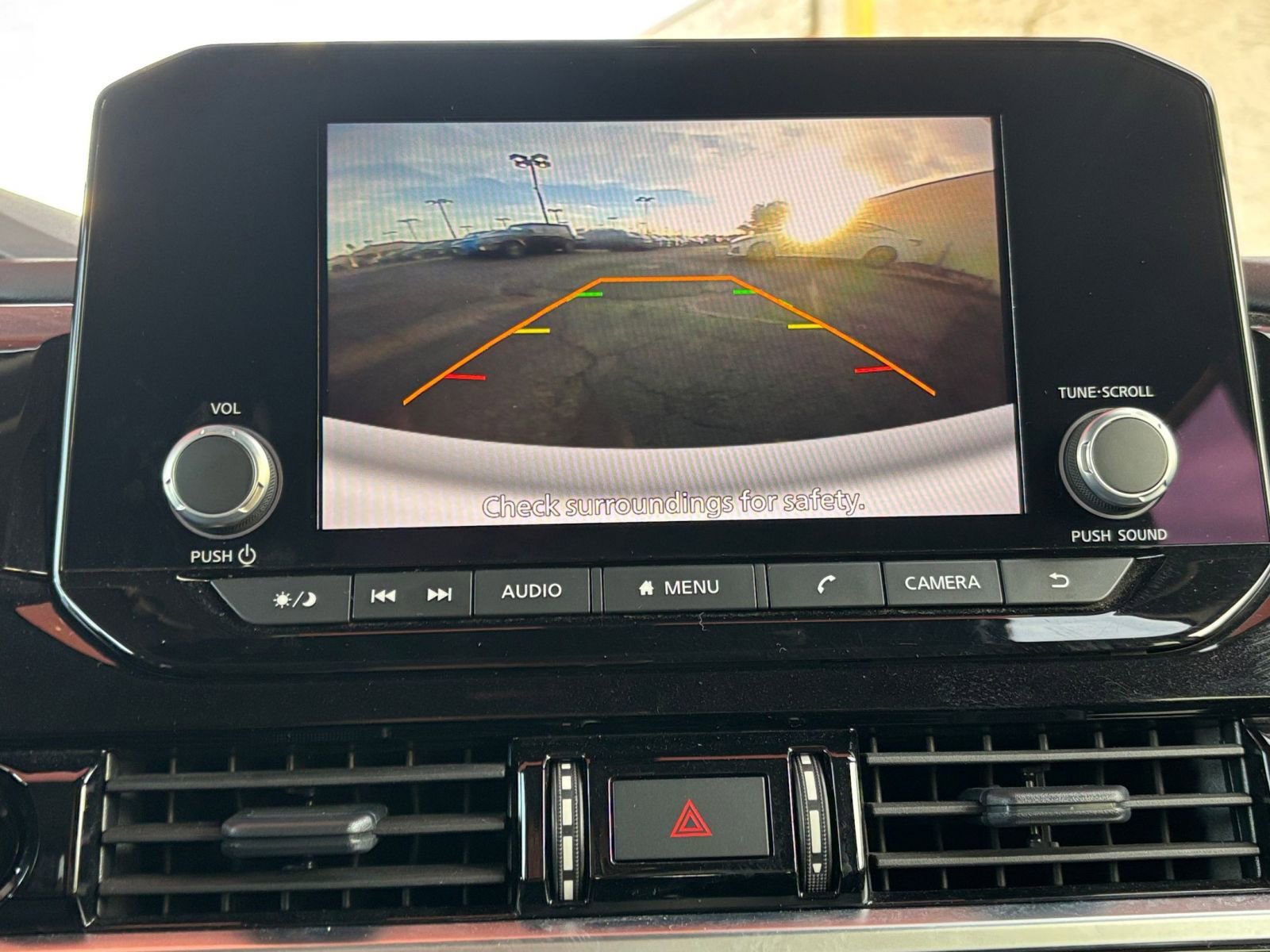 Thumbnail: 2025 Nissan Pathfinder - 25