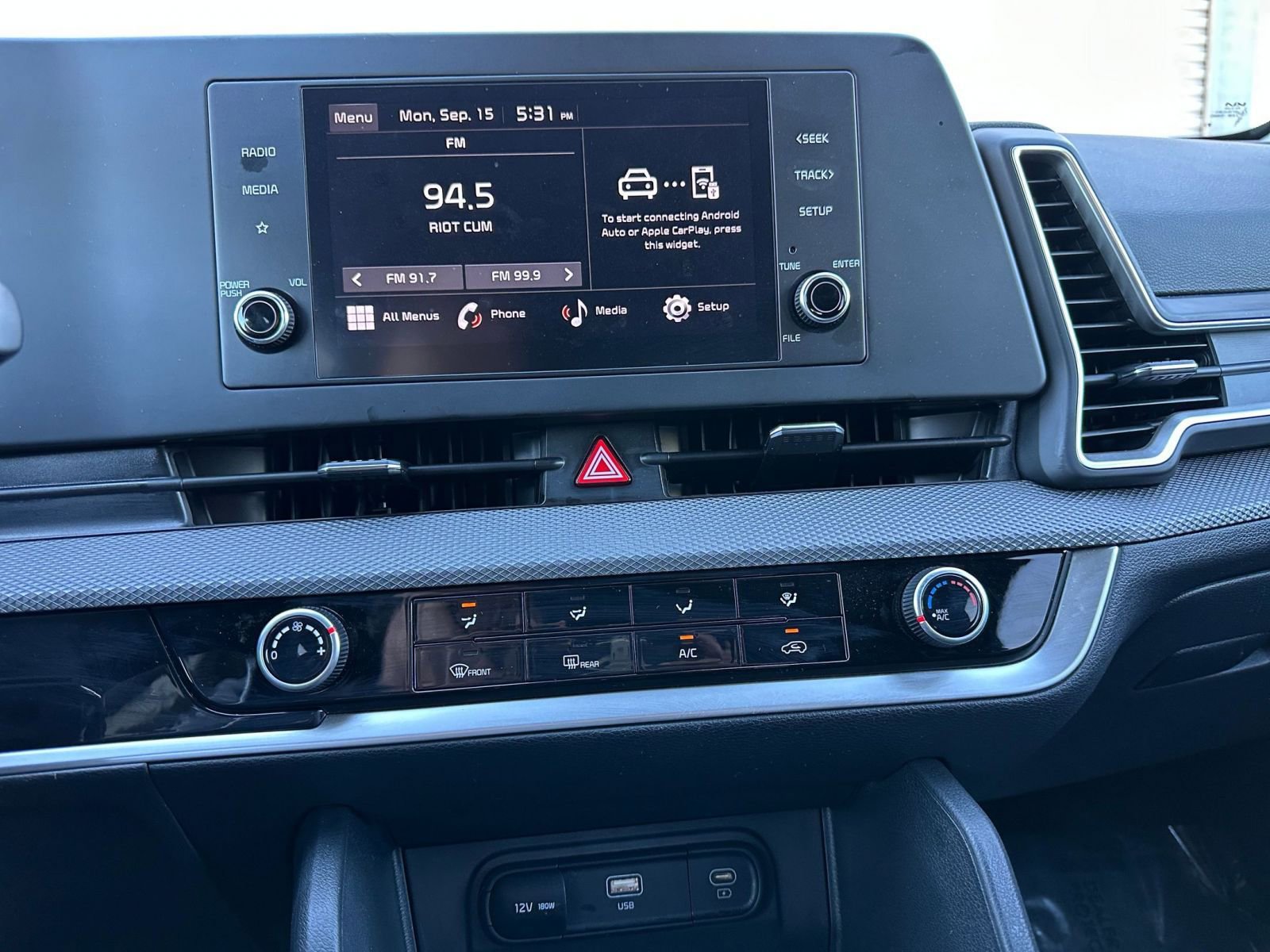 Thumbnail: 2025 Kia Sportage - 18