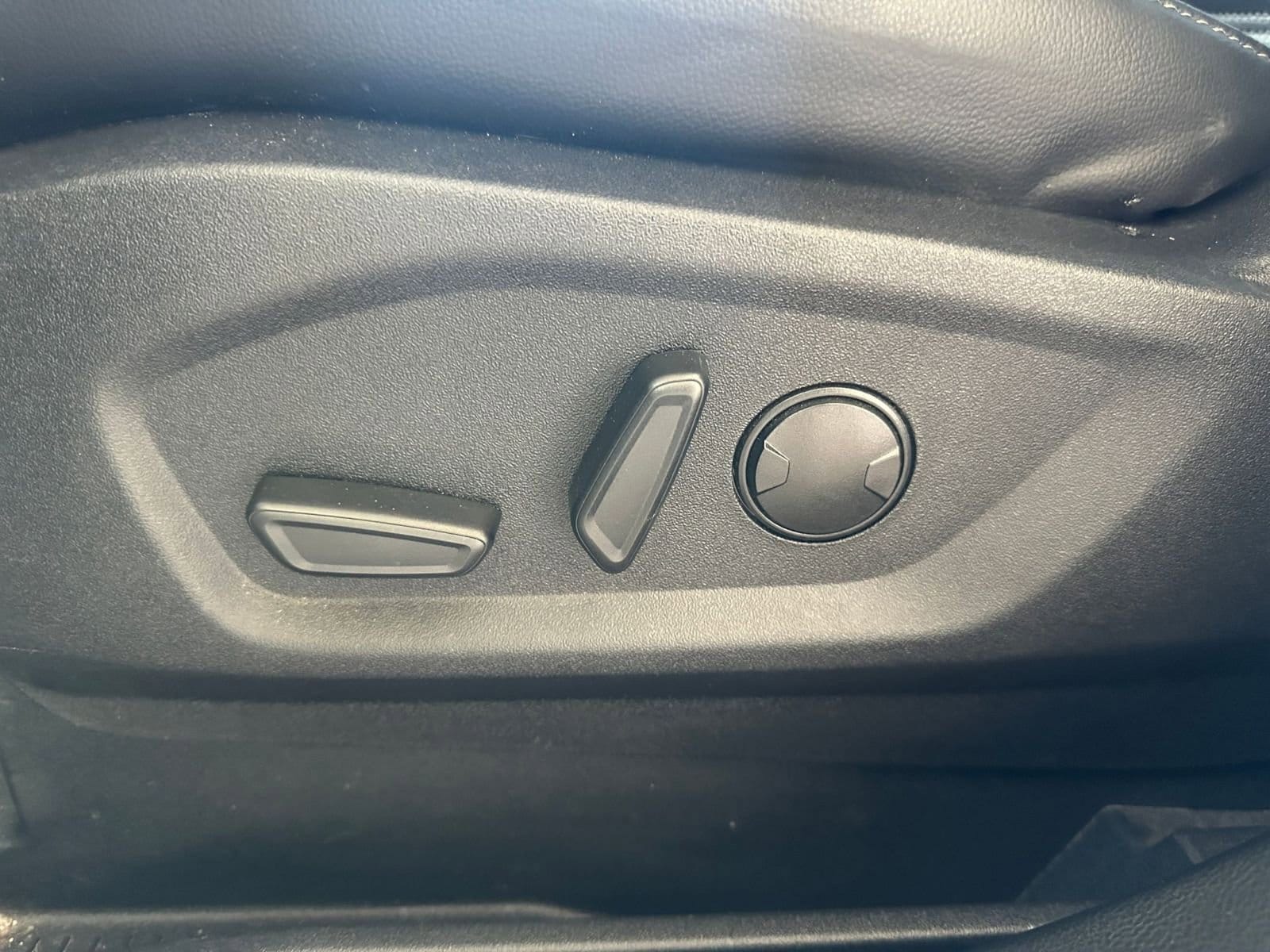 Thumbnail: 2024 Ford Edge - 23