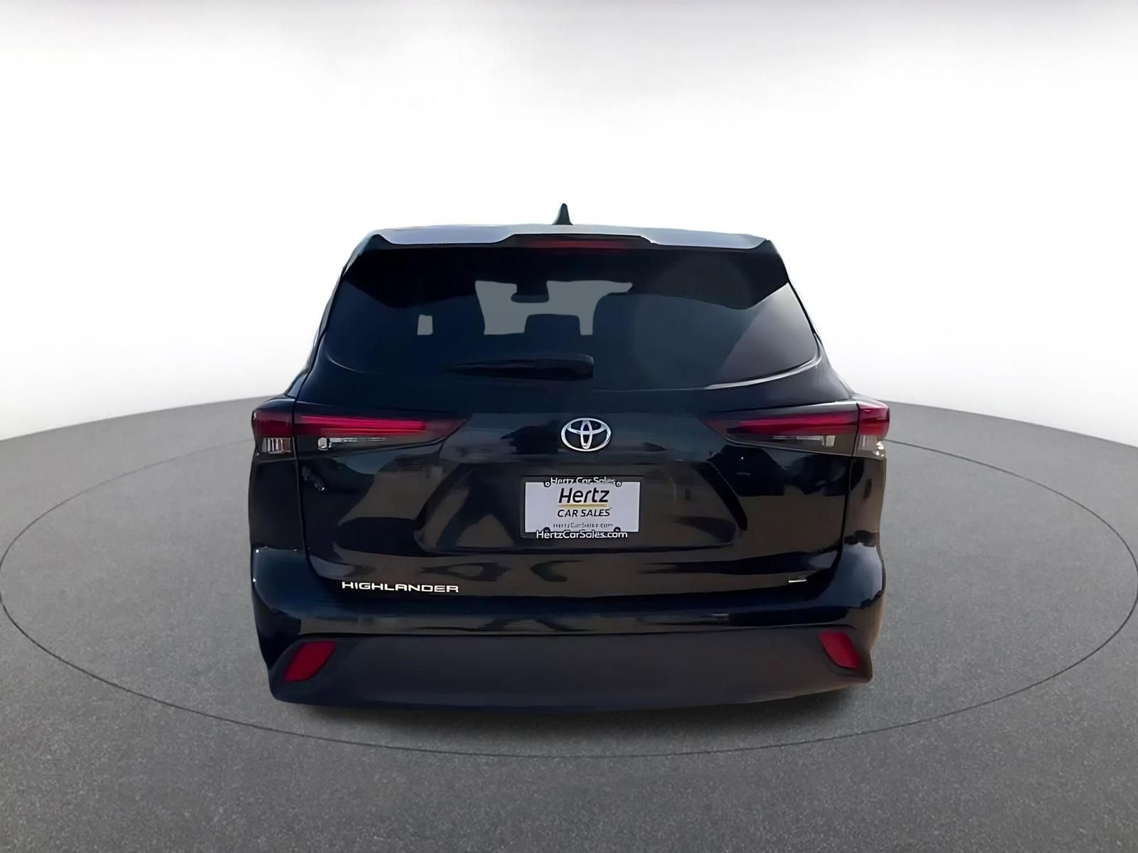 Thumbnail: 2025 Toyota Highlander - 12