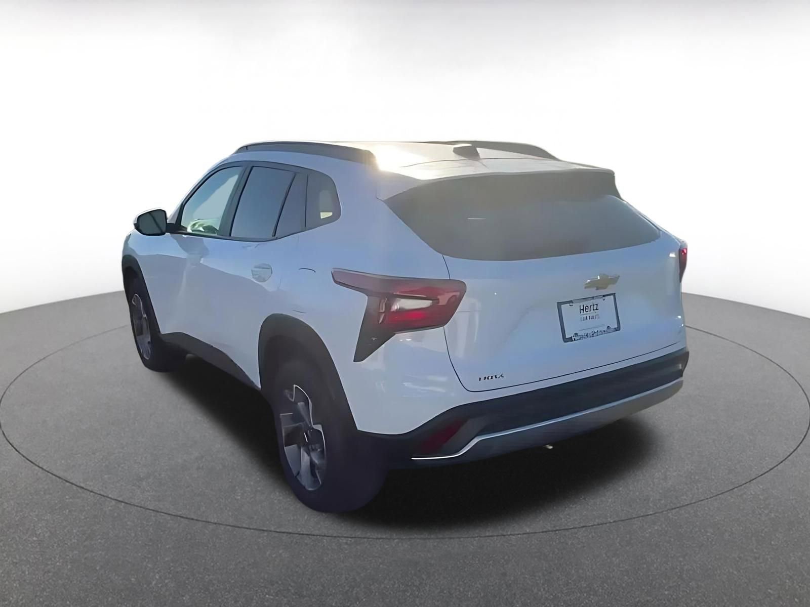 Thumbnail: 2025 Chevrolet Trax - 11