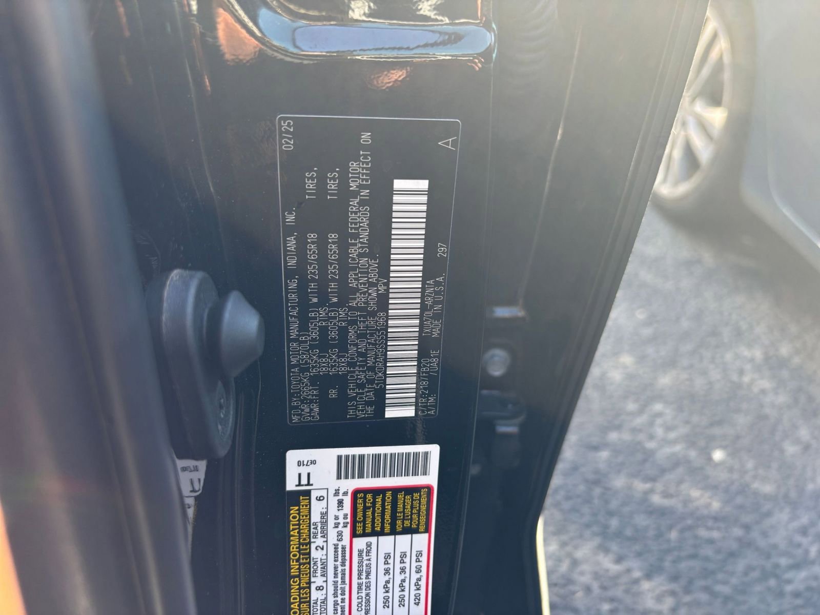 Thumbnail: 2025 Toyota Highlander - 31