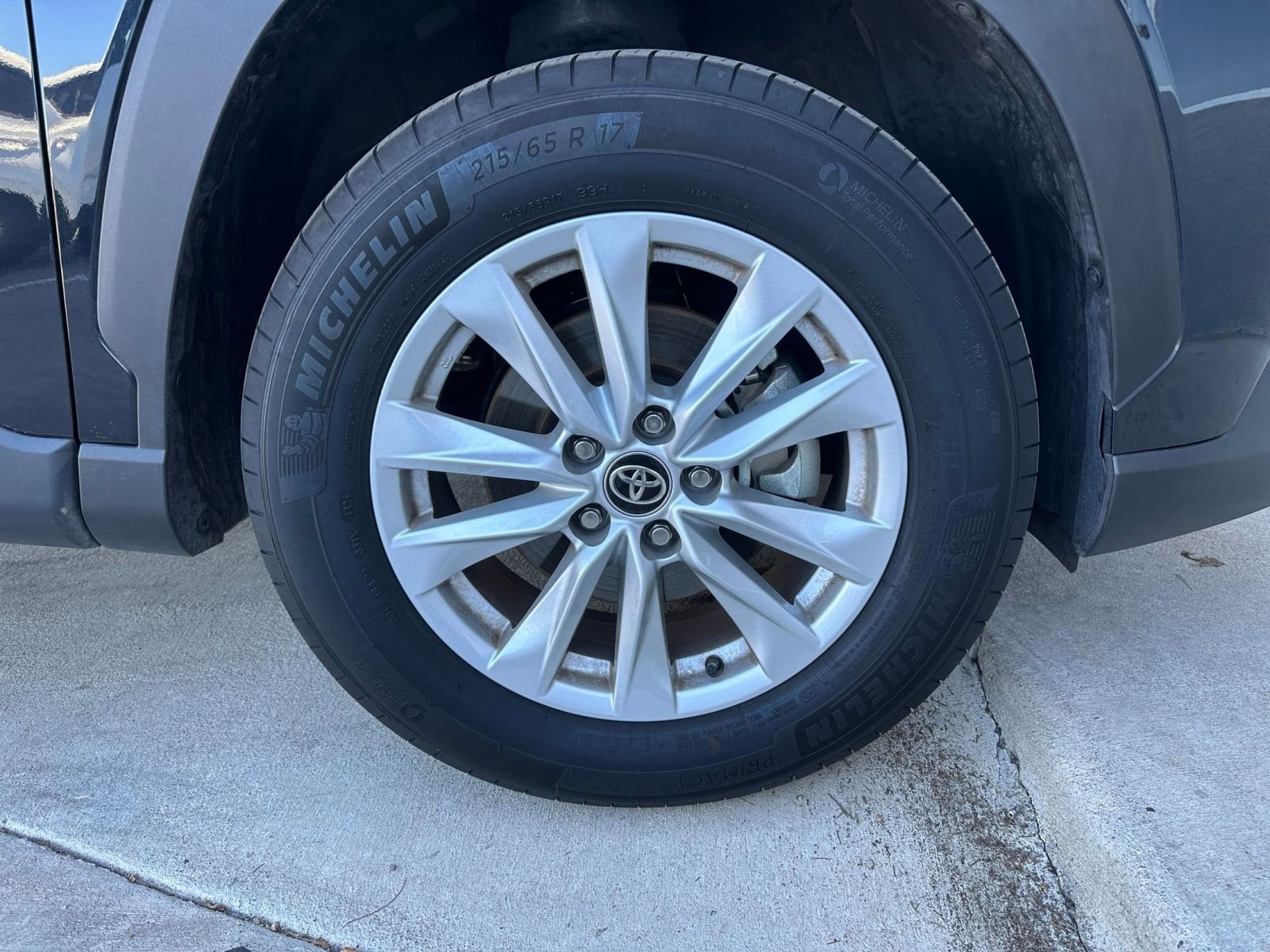 Thumbnail: 2025 Toyota Corolla Cross - 29