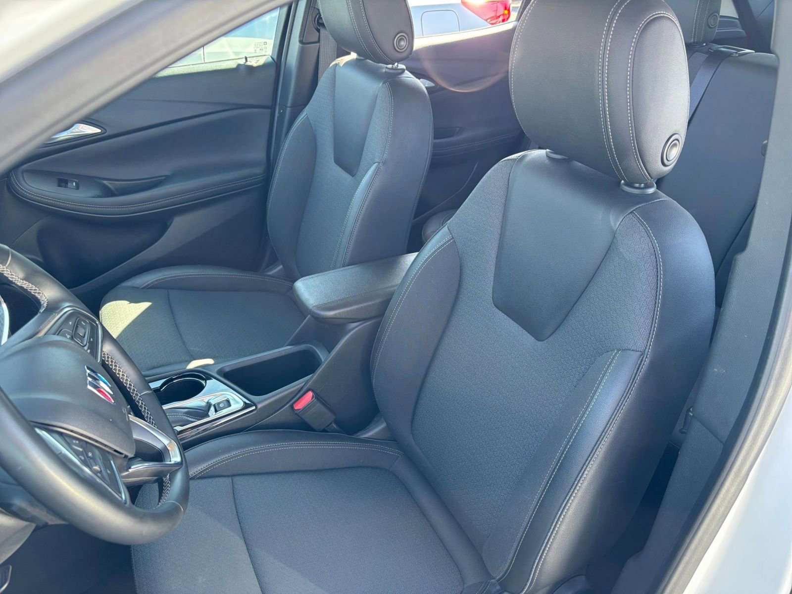 Thumbnail: 2025 Buick Encore GX - 35