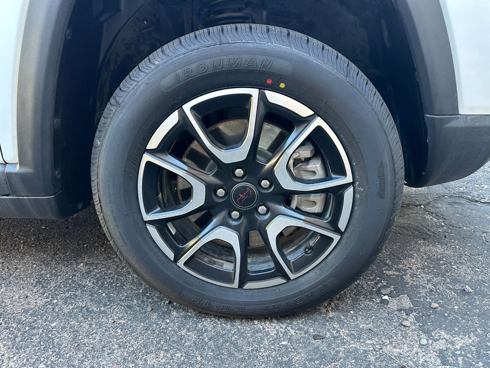 Thumbnail: 2025 Jeep Compass - 29