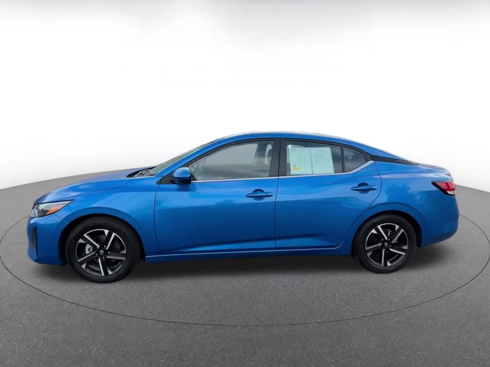Thumbnail: 2025 Nissan Sentra - 9