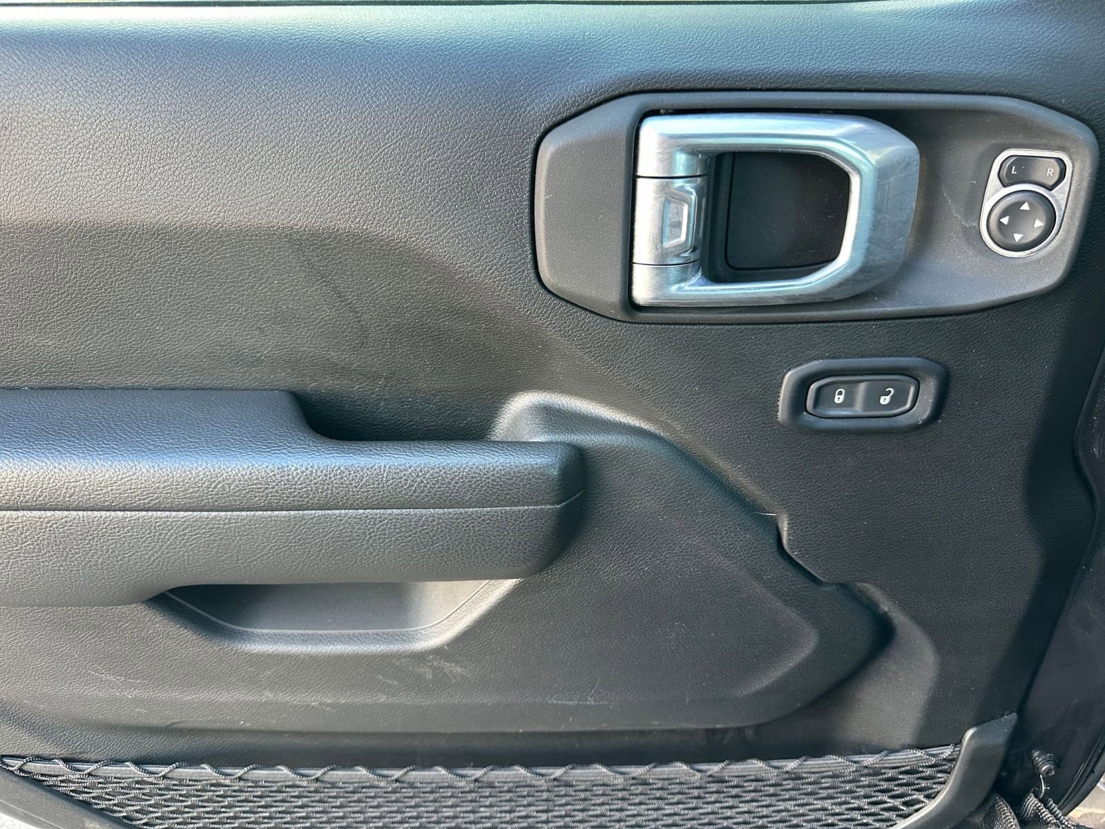 Thumbnail: 2025 Jeep Wrangler - 20