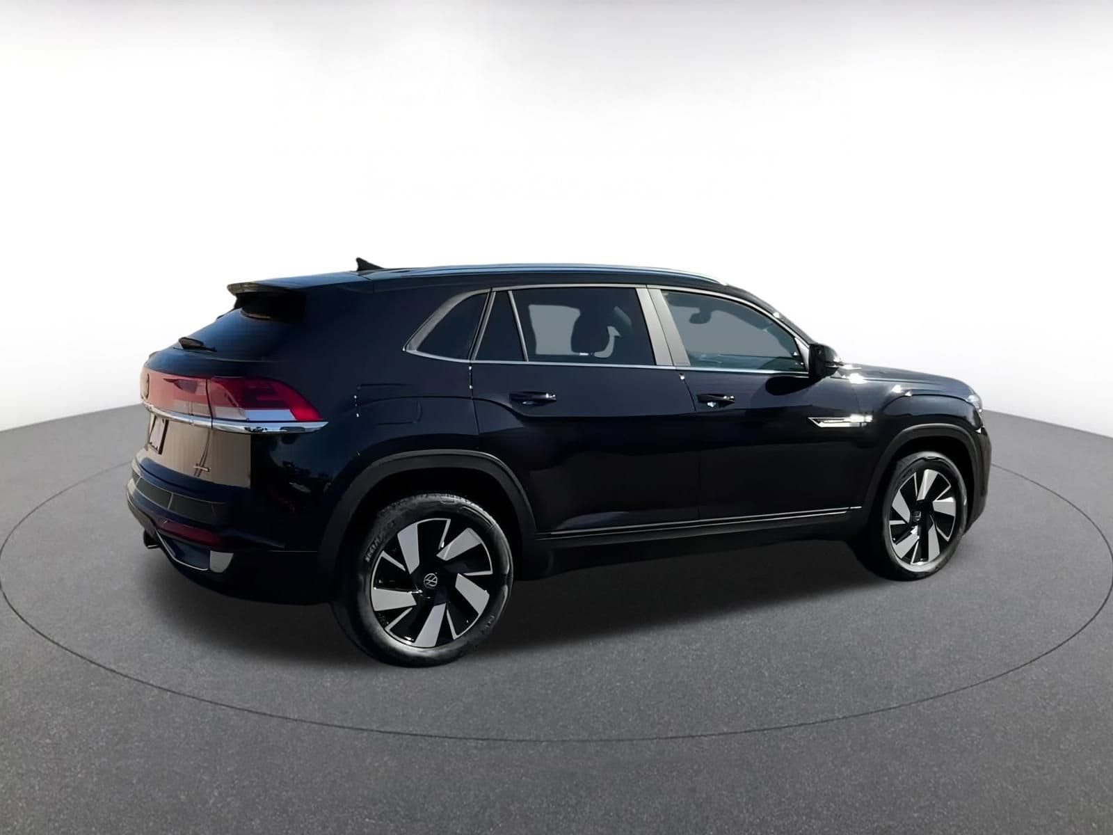 Thumbnail: 2024 Volkswagen Atlas - 14