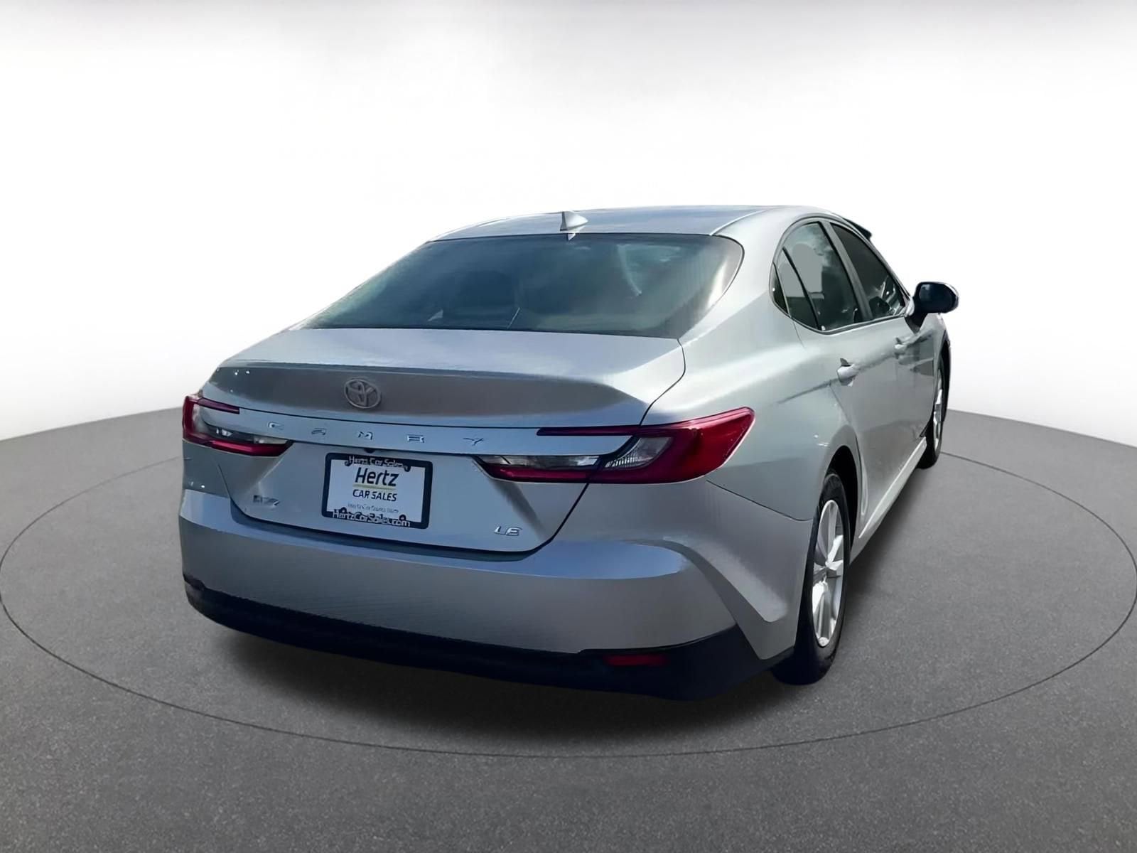 Thumbnail: 2025 Toyota Camry - 15