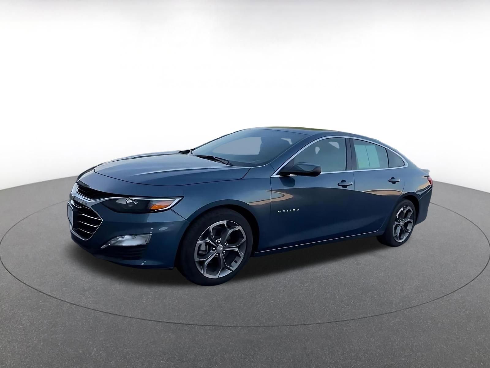 Thumbnail: 2024 Chevrolet Malibu - 8