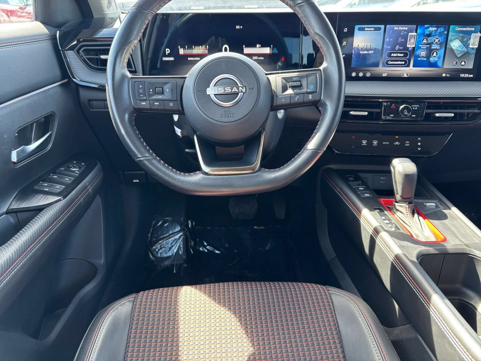 Thumbnail: 2026 Nissan Kicks - 32