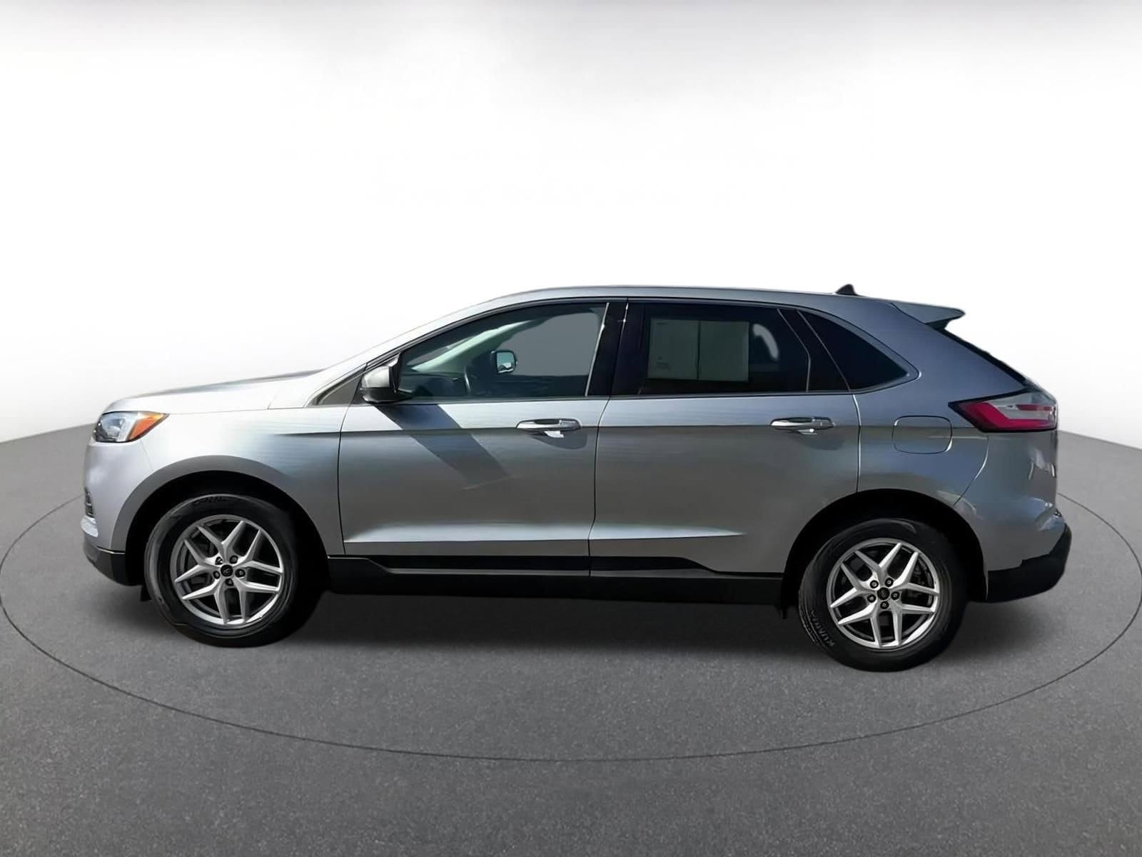 Thumbnail: 2024 Ford Edge - 8