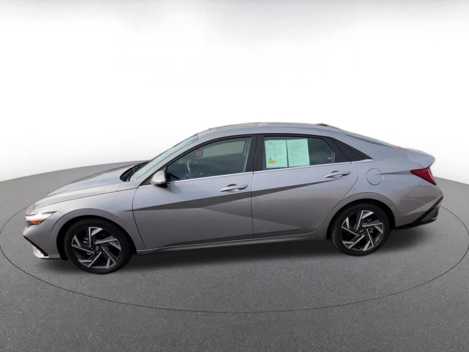 Thumbnail: 2025 Hyundai Elantra - 9