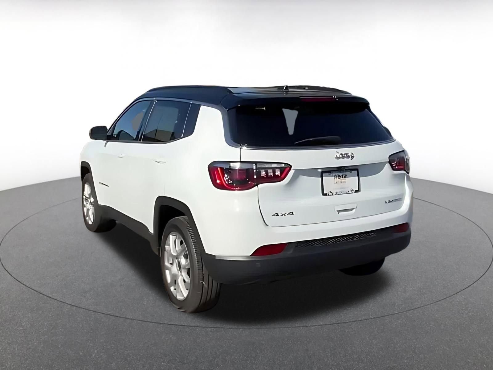 Thumbnail: 2025 Jeep Compass - 10