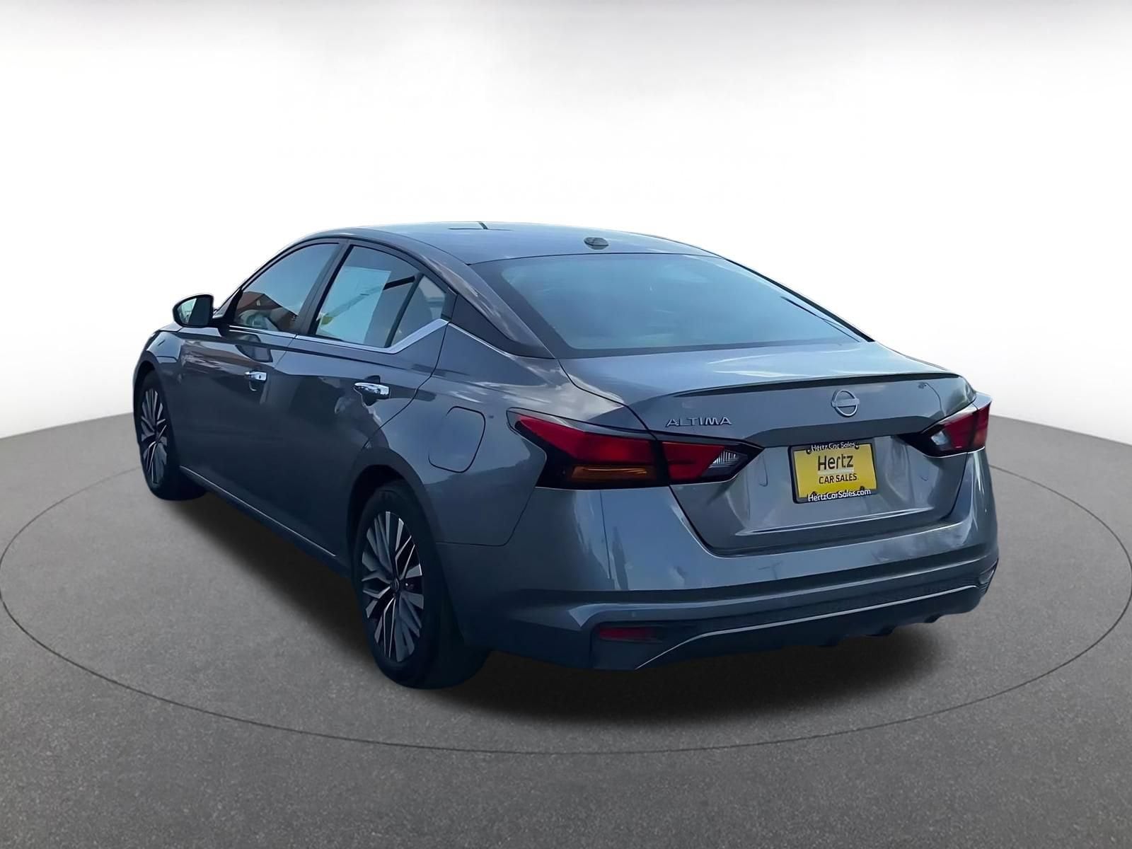 Thumbnail: 2025 Nissan Altima - 10
