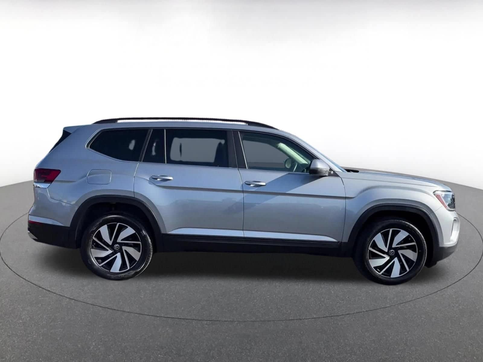 Thumbnail: 2026 Volkswagen Atlas - 16