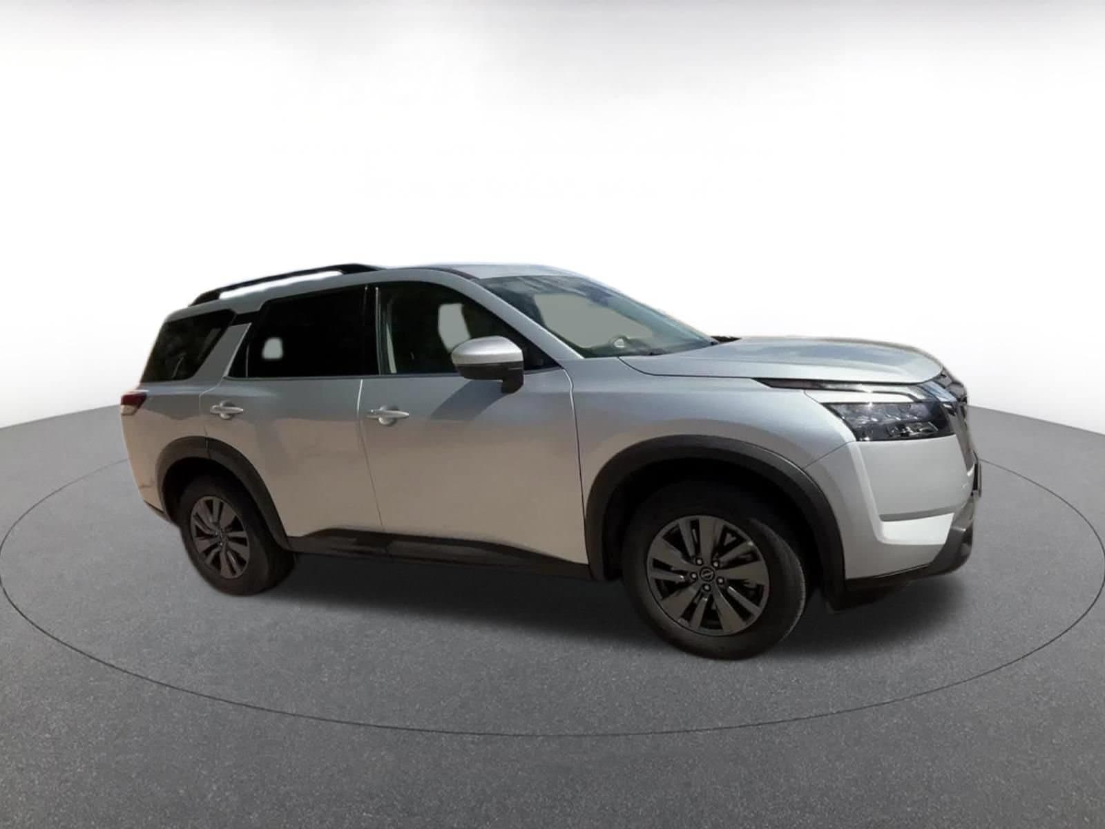 Thumbnail: 2025 Nissan Pathfinder - 2