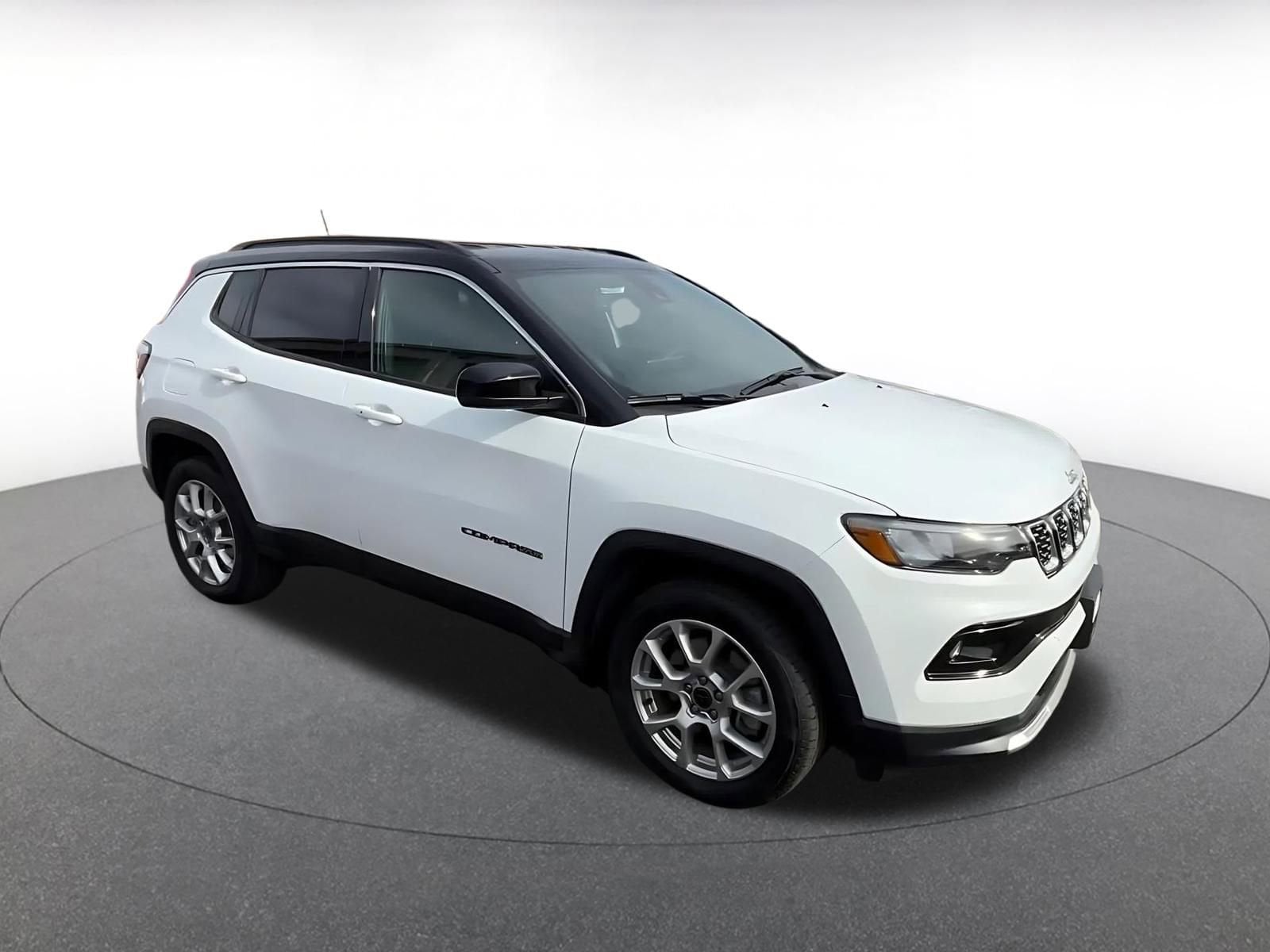 Thumbnail: 2025 Jeep Compass - 2