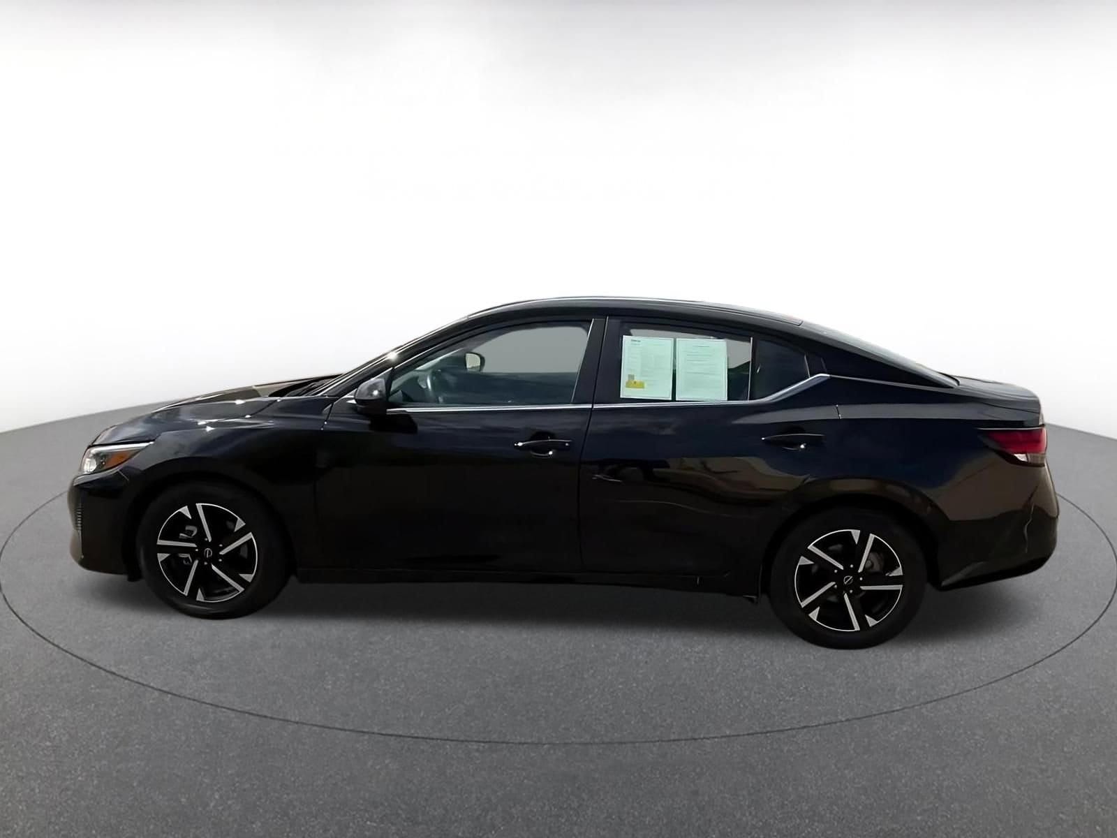 Thumbnail: 2025 Nissan Sentra - 8