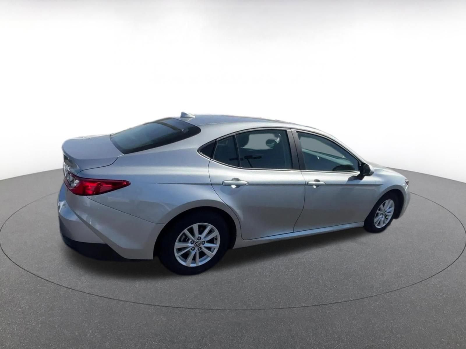 Thumbnail: 2025 Toyota Camry - 15