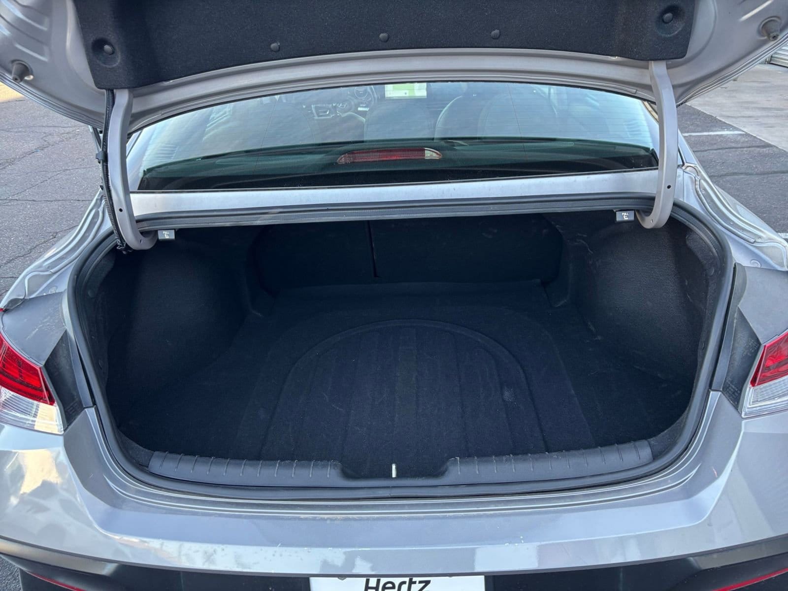 Thumbnail: 2025 Hyundai Elantra - 33