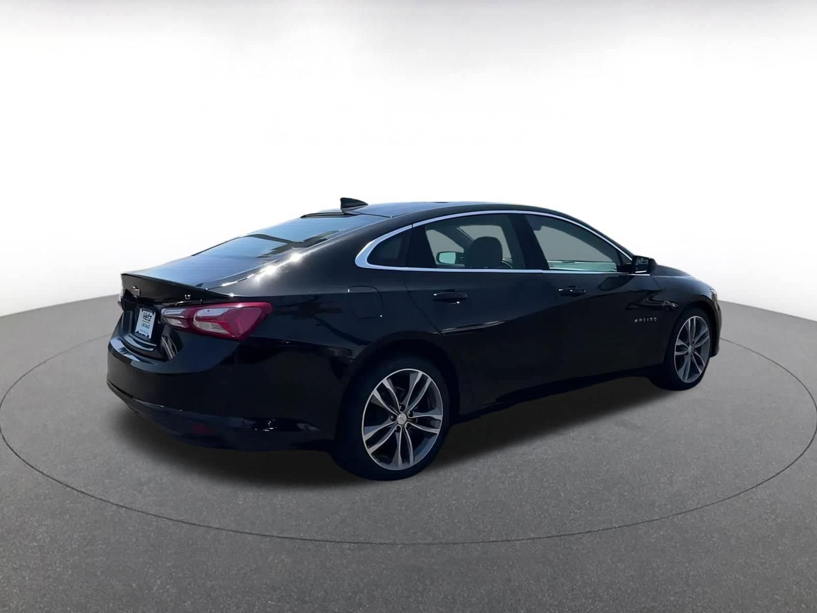 Thumbnail: 2024 Chevrolet Malibu - 14