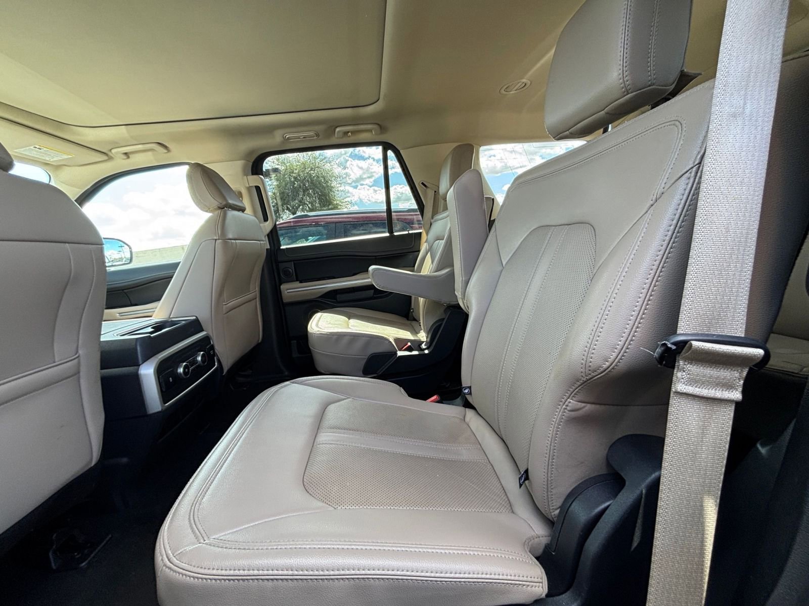 Thumbnail: 2024 Ford Expedition - 29