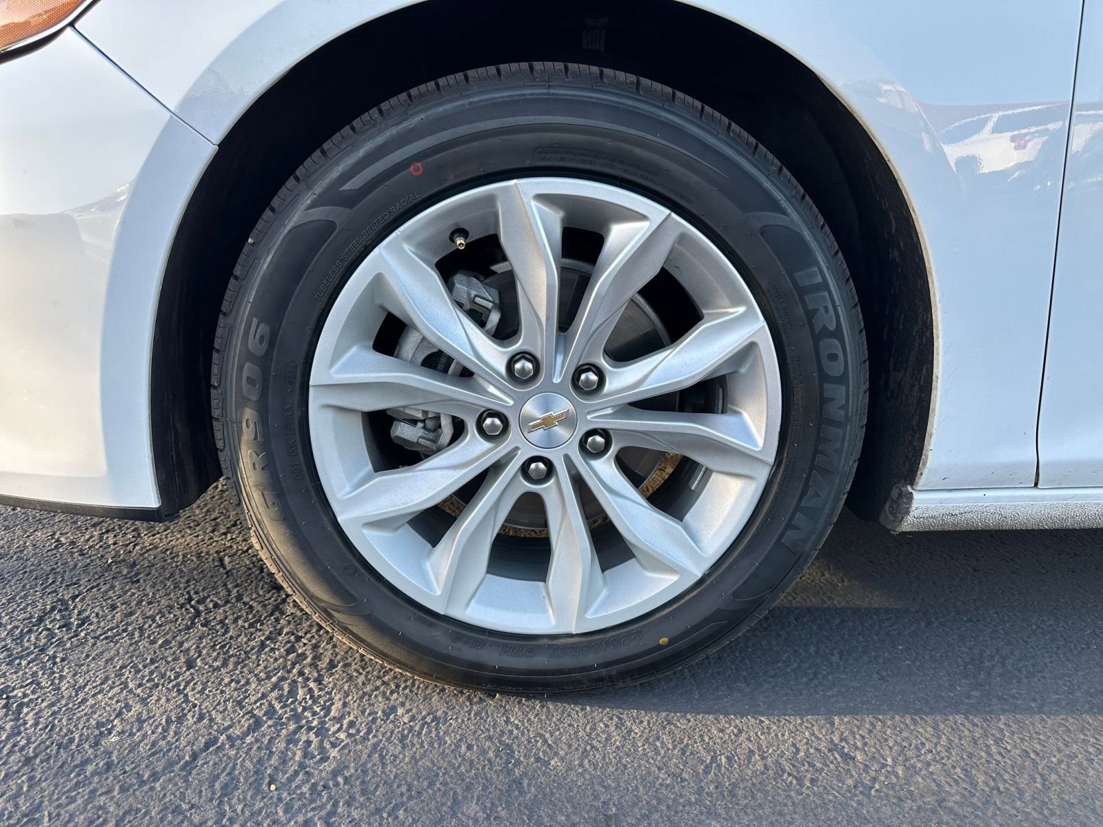 2024 Chevrolet Malibu LT 30