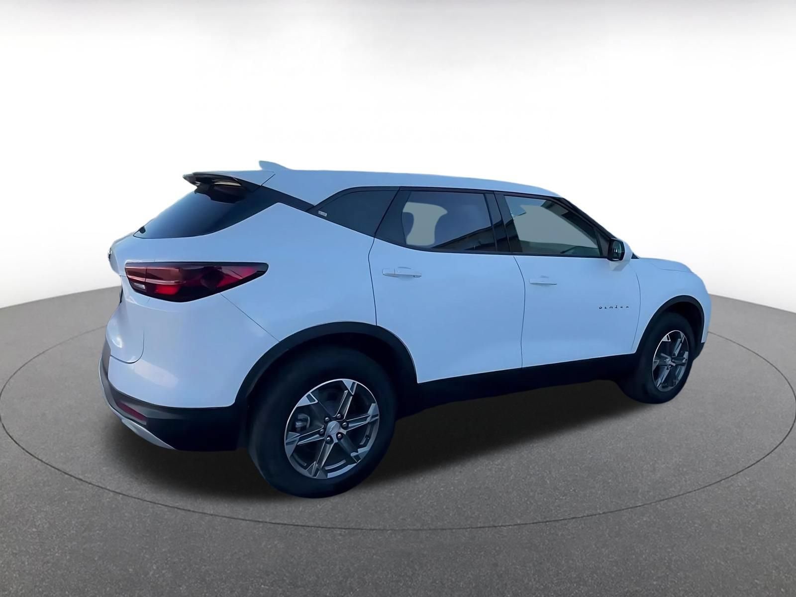 Thumbnail: 2025 Chevrolet Blazer - 14