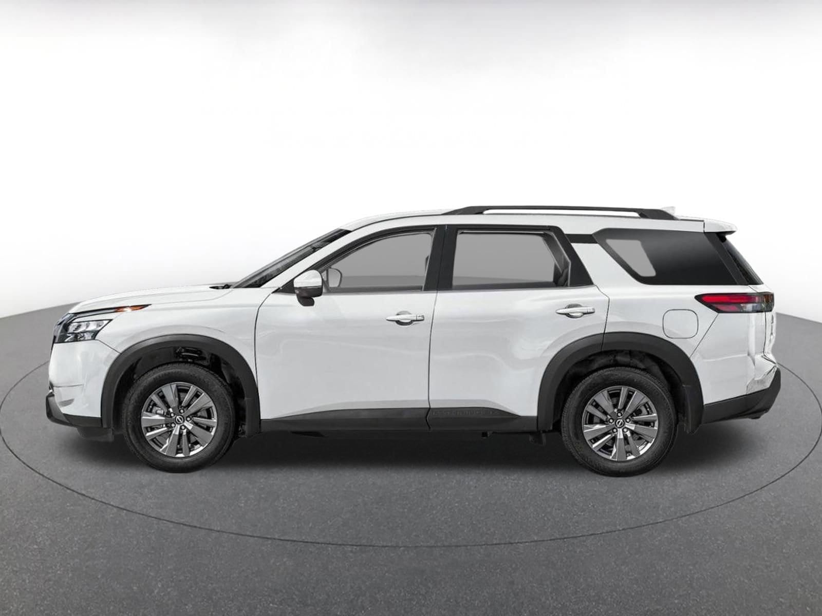 Thumbnail: 2025 Nissan Pathfinder - 3