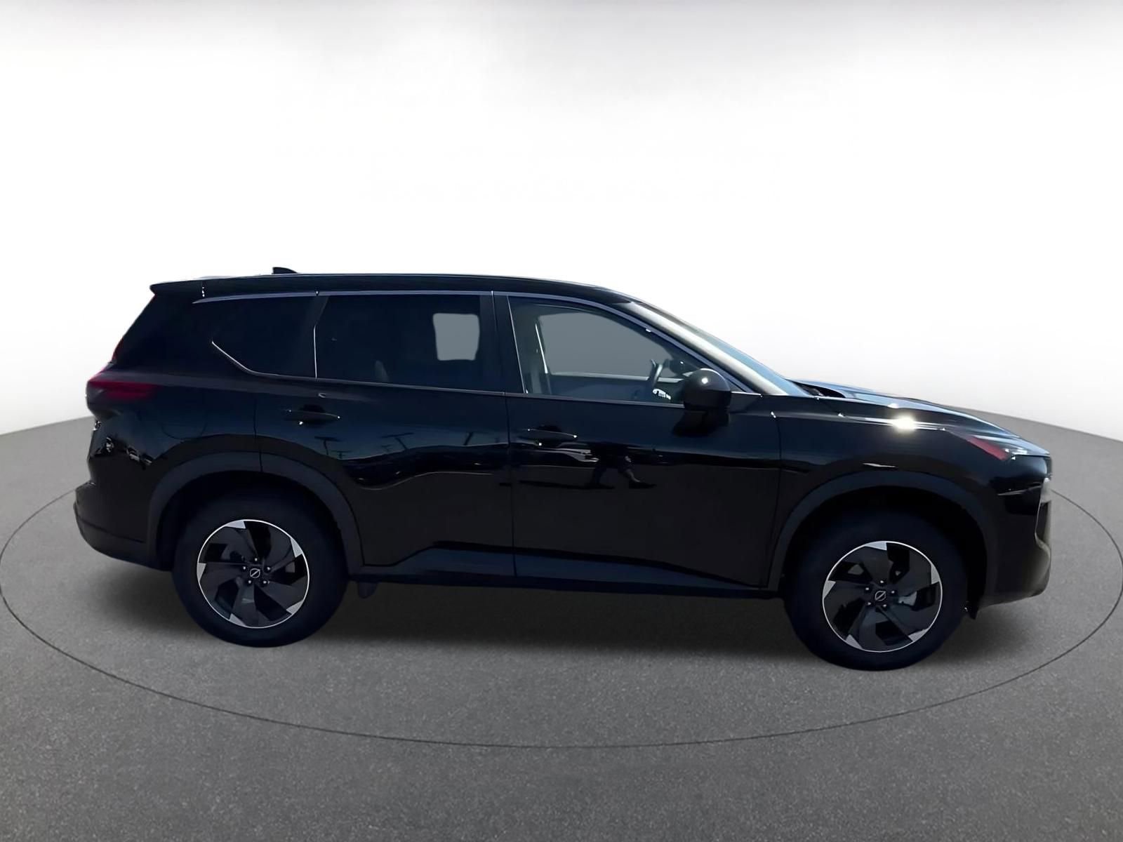 Thumbnail: 2025 Nissan Rogue - 16