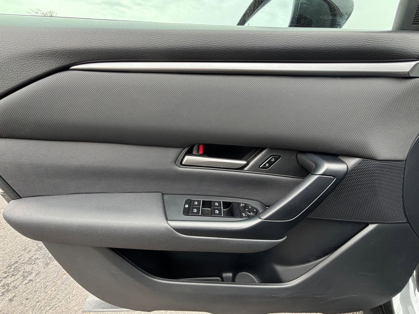 Thumbnail: 2025 Mazda CX-50 - 20