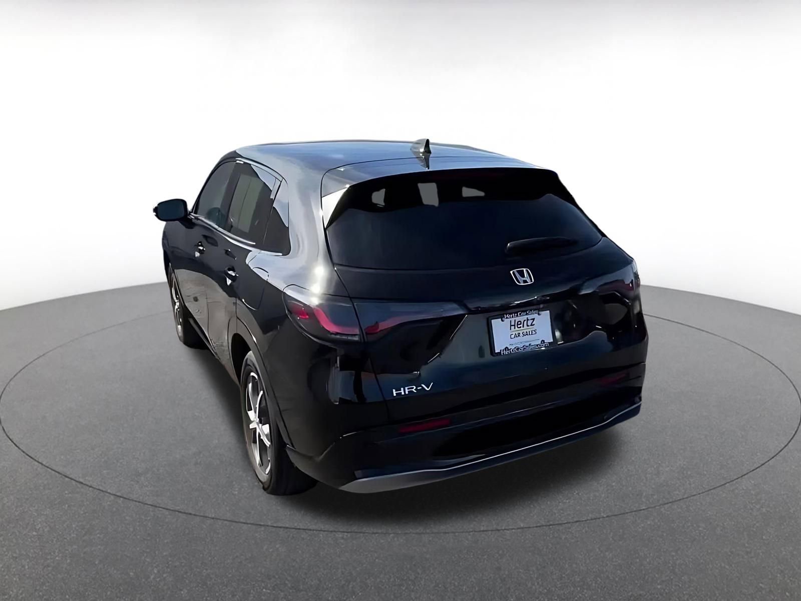 Thumbnail: 2025 Honda HR-V - 11