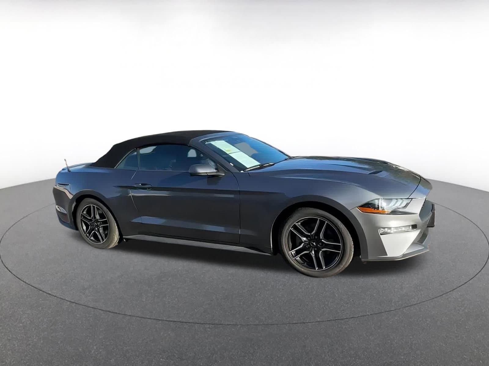 2023 Ford Mustang  2