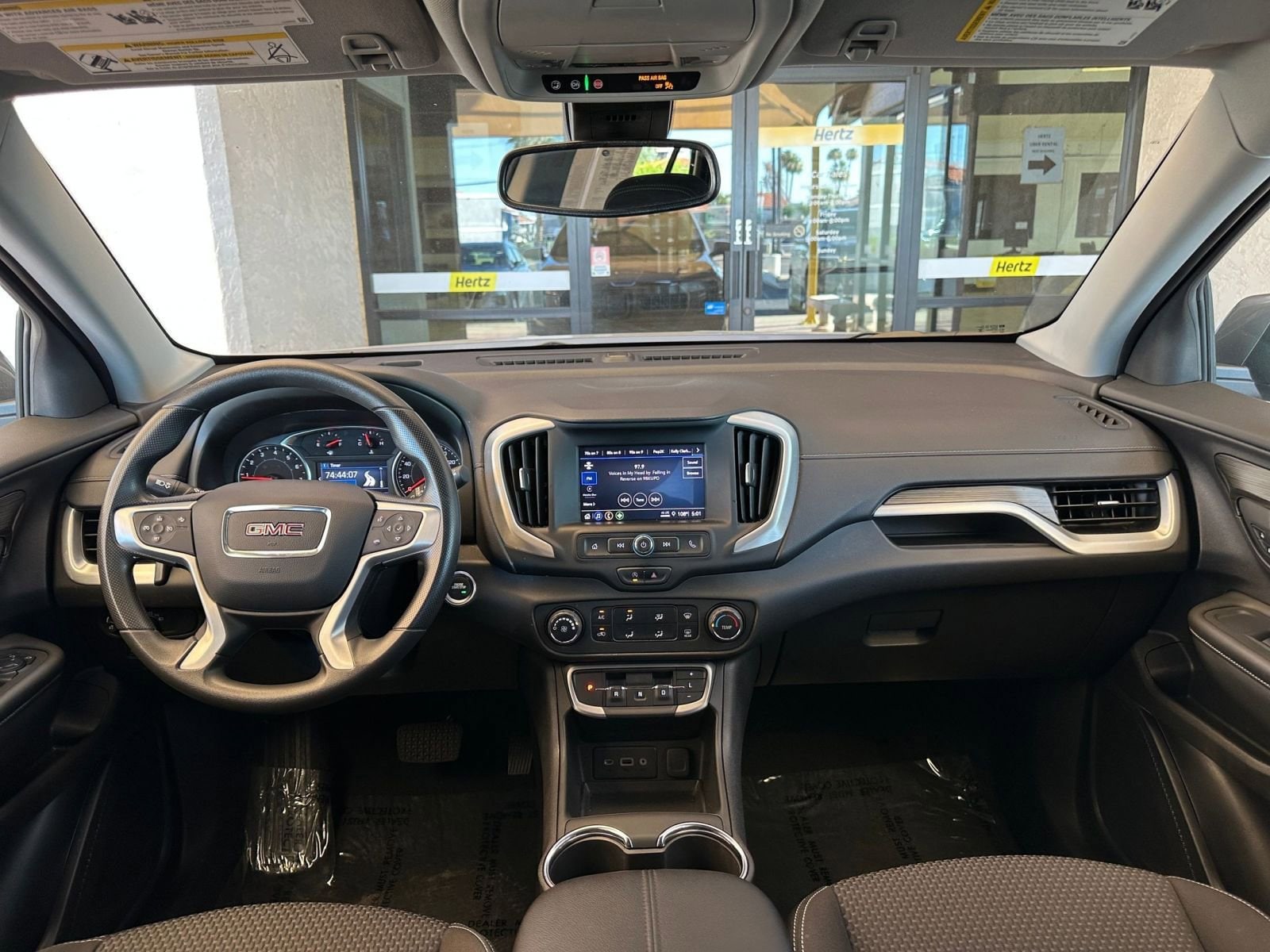 Thumbnail: 2024 GMC Terrain - 32