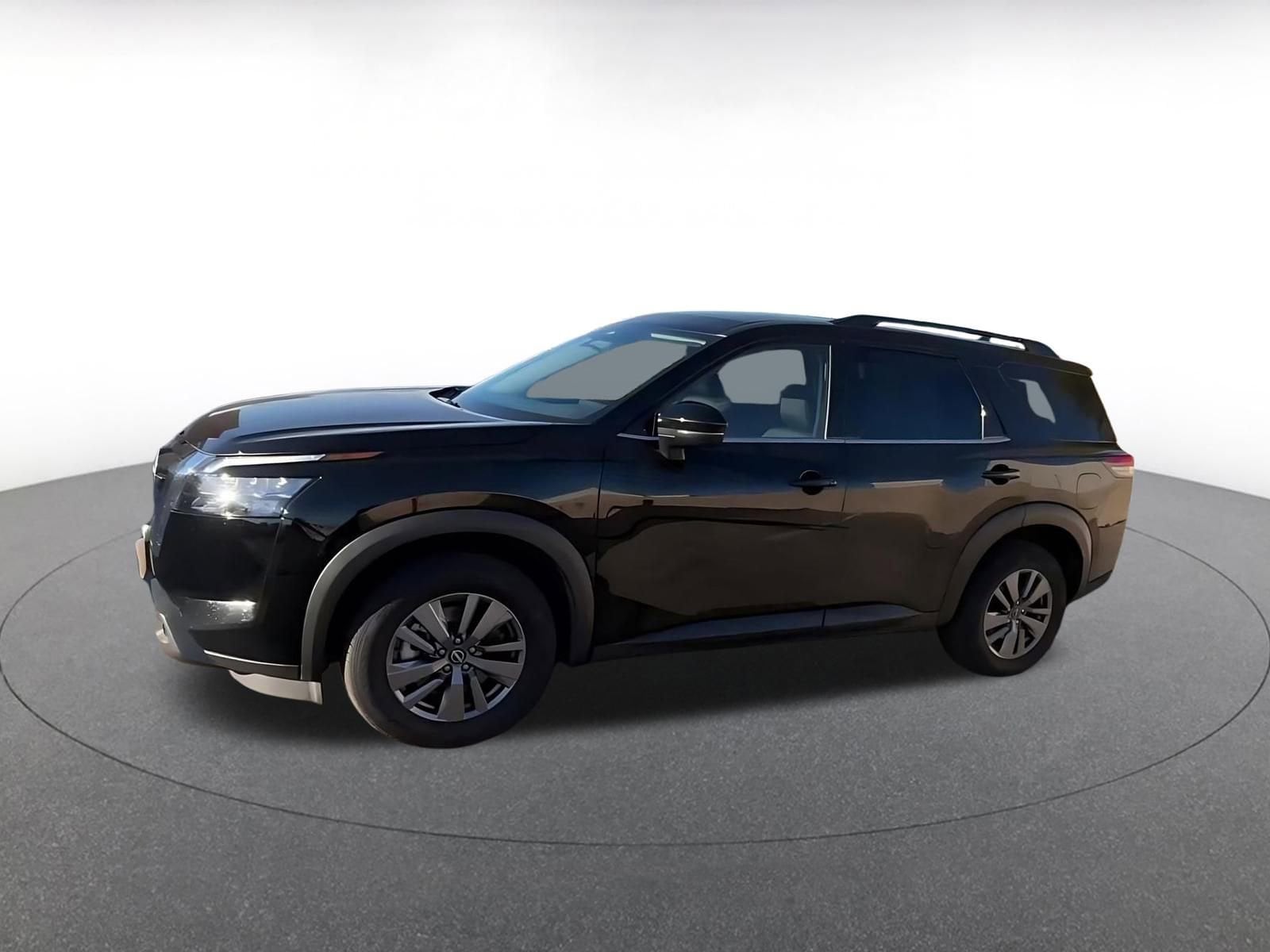 Thumbnail: 2025 Nissan Pathfinder - 8