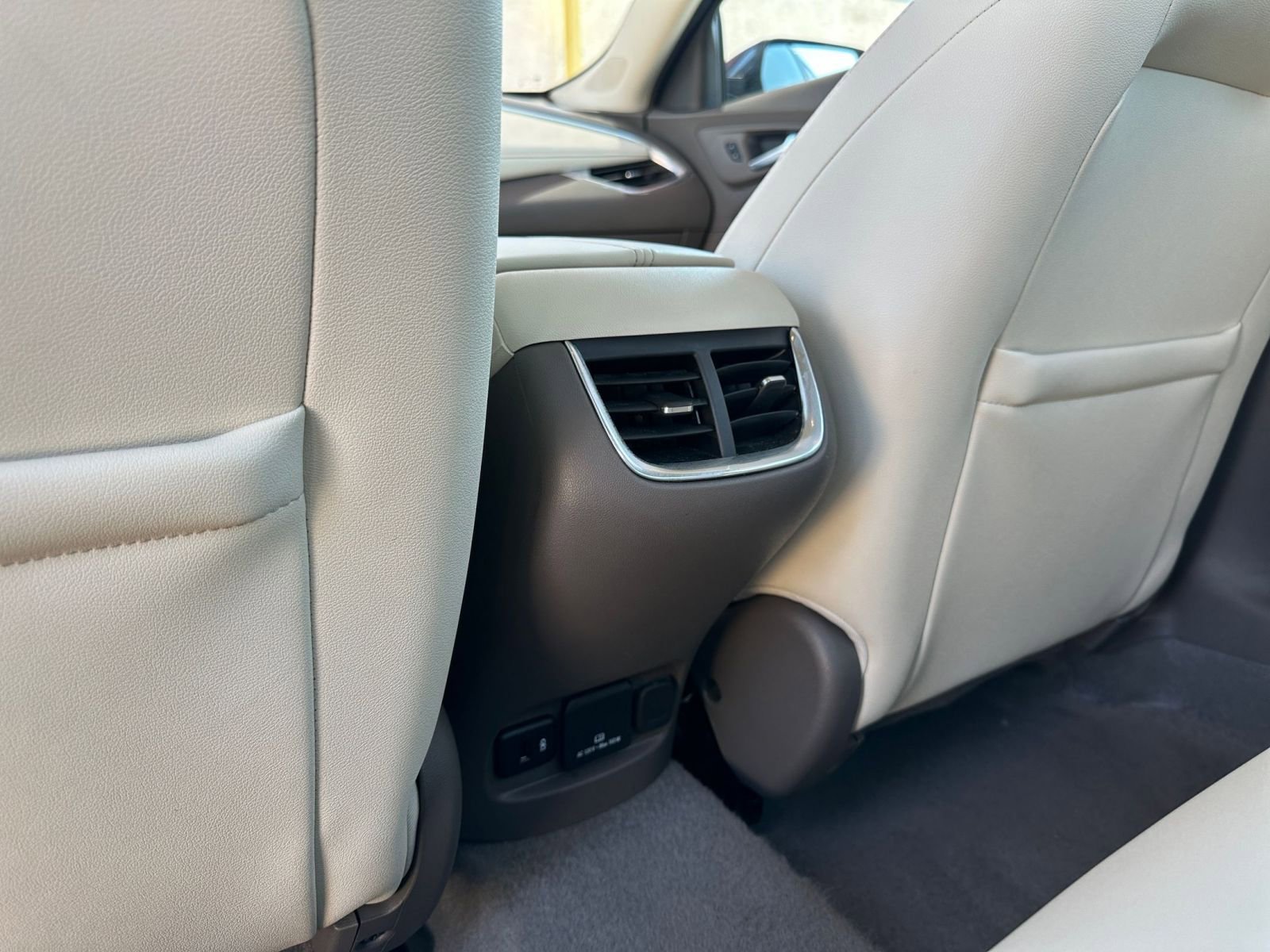 Thumbnail: 2024 Chevrolet Malibu - 24