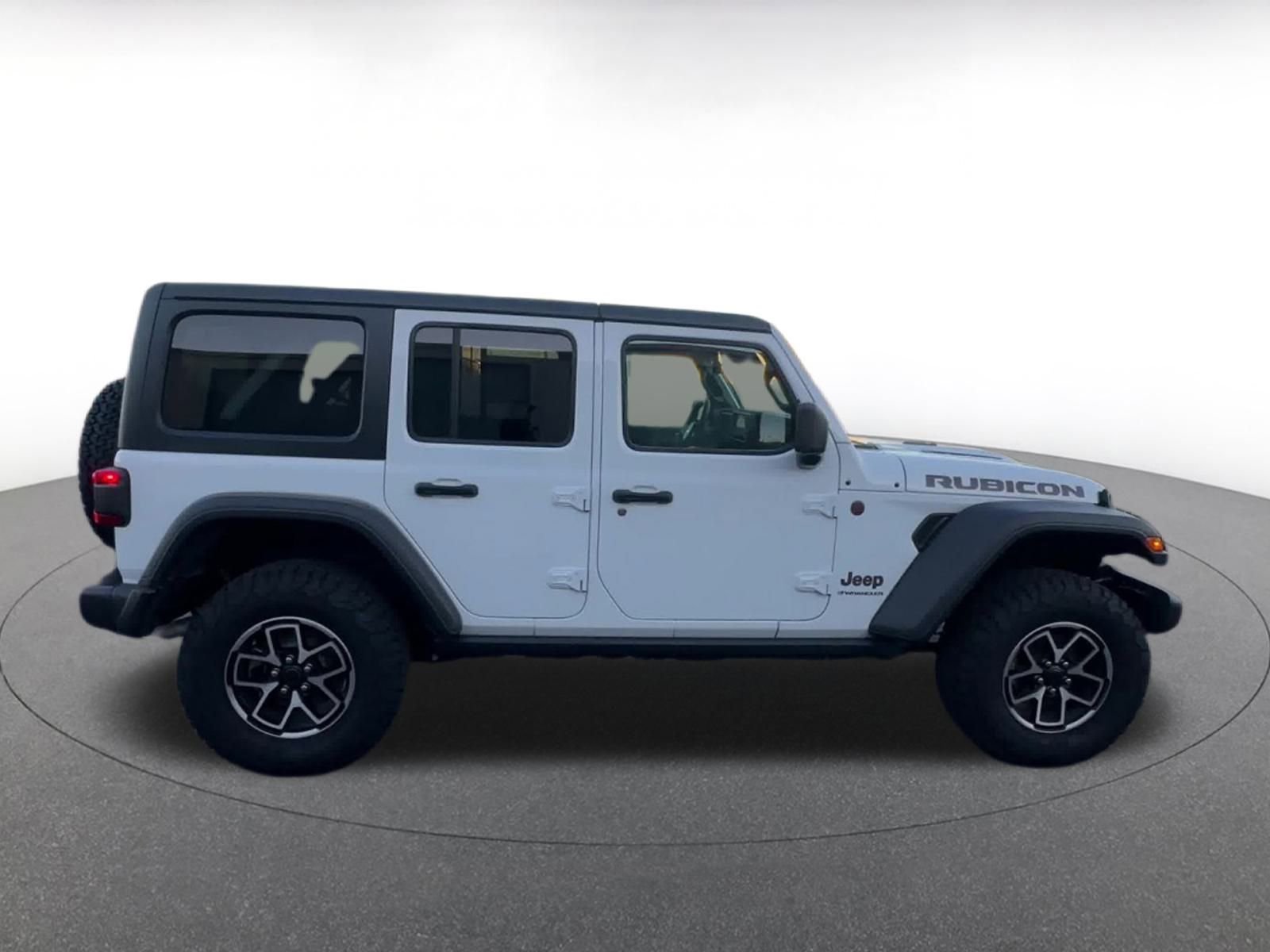 Thumbnail: 2025 Jeep Wrangler - 16