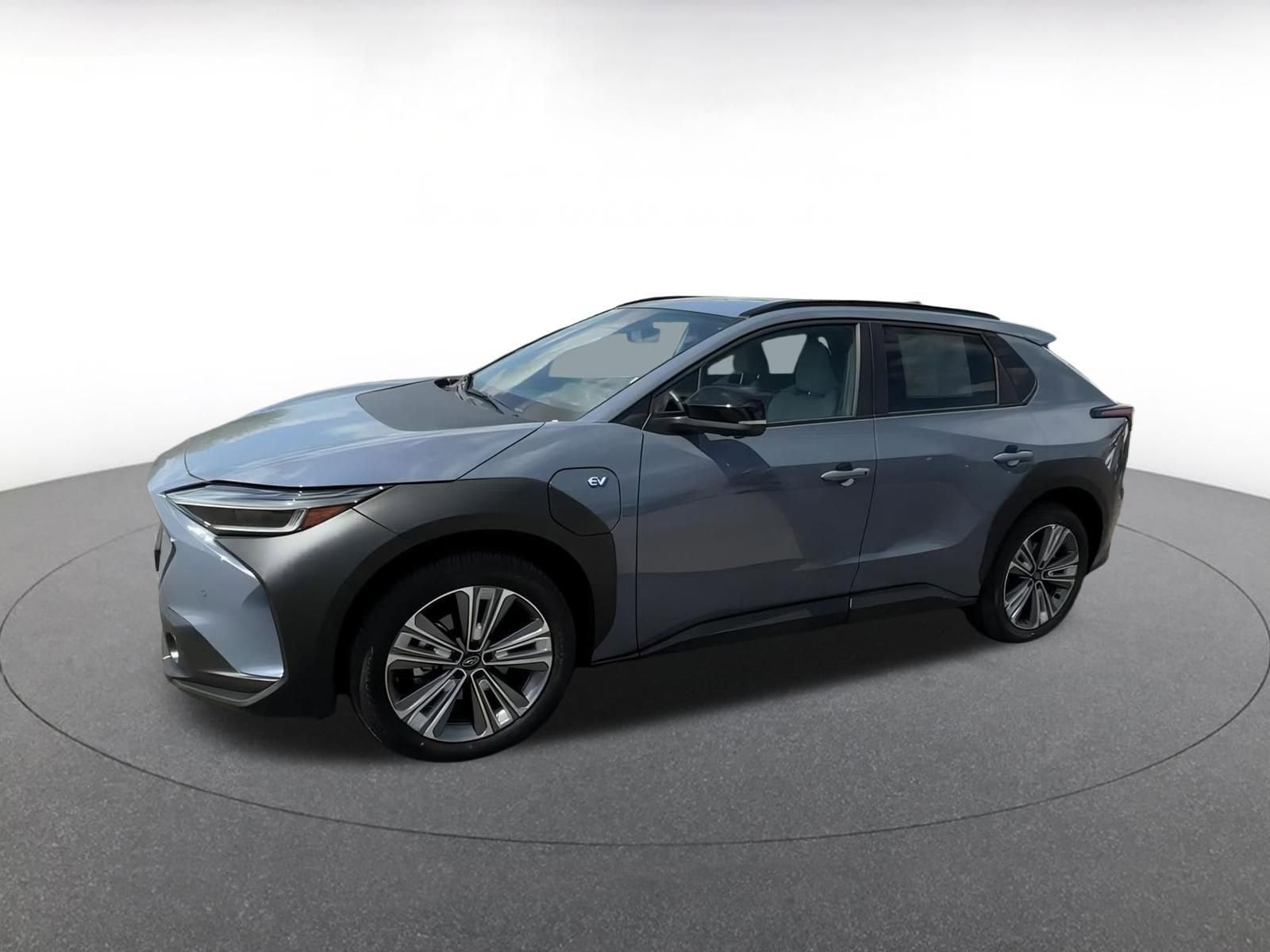 Thumbnail: 2023 Subaru Solterra - 7