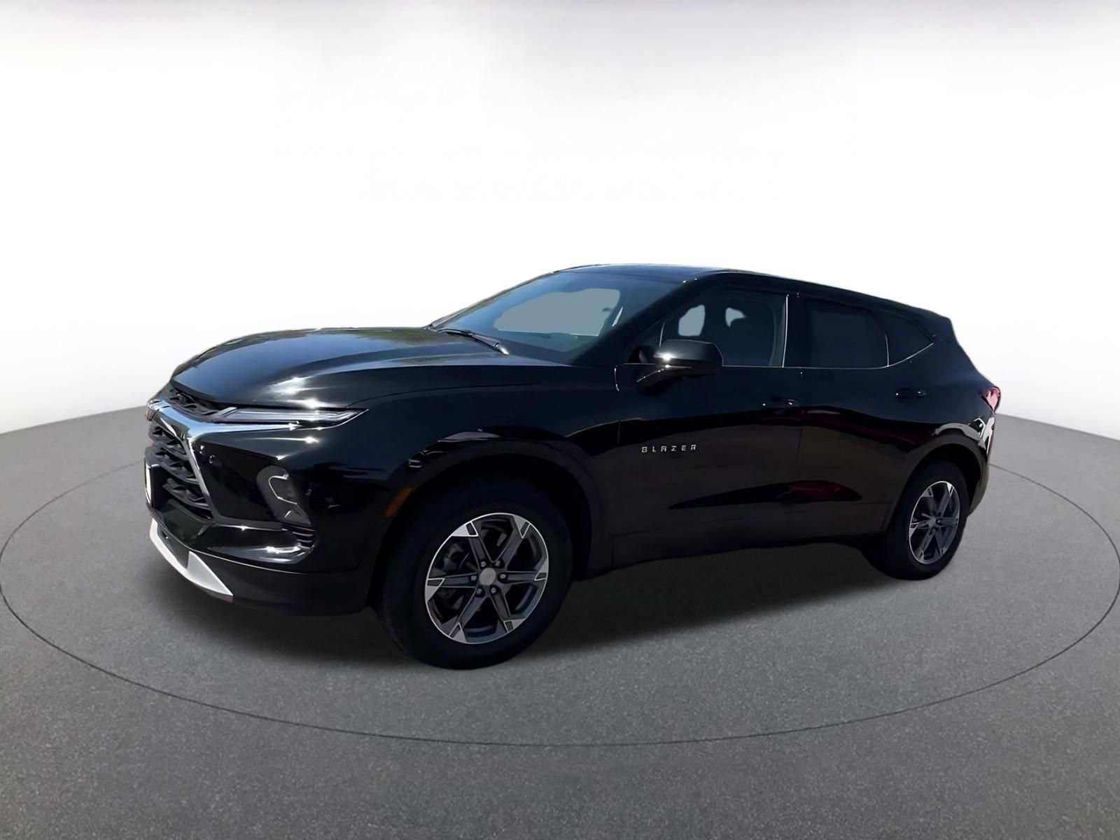 Thumbnail: 2025 Chevrolet Blazer - 8