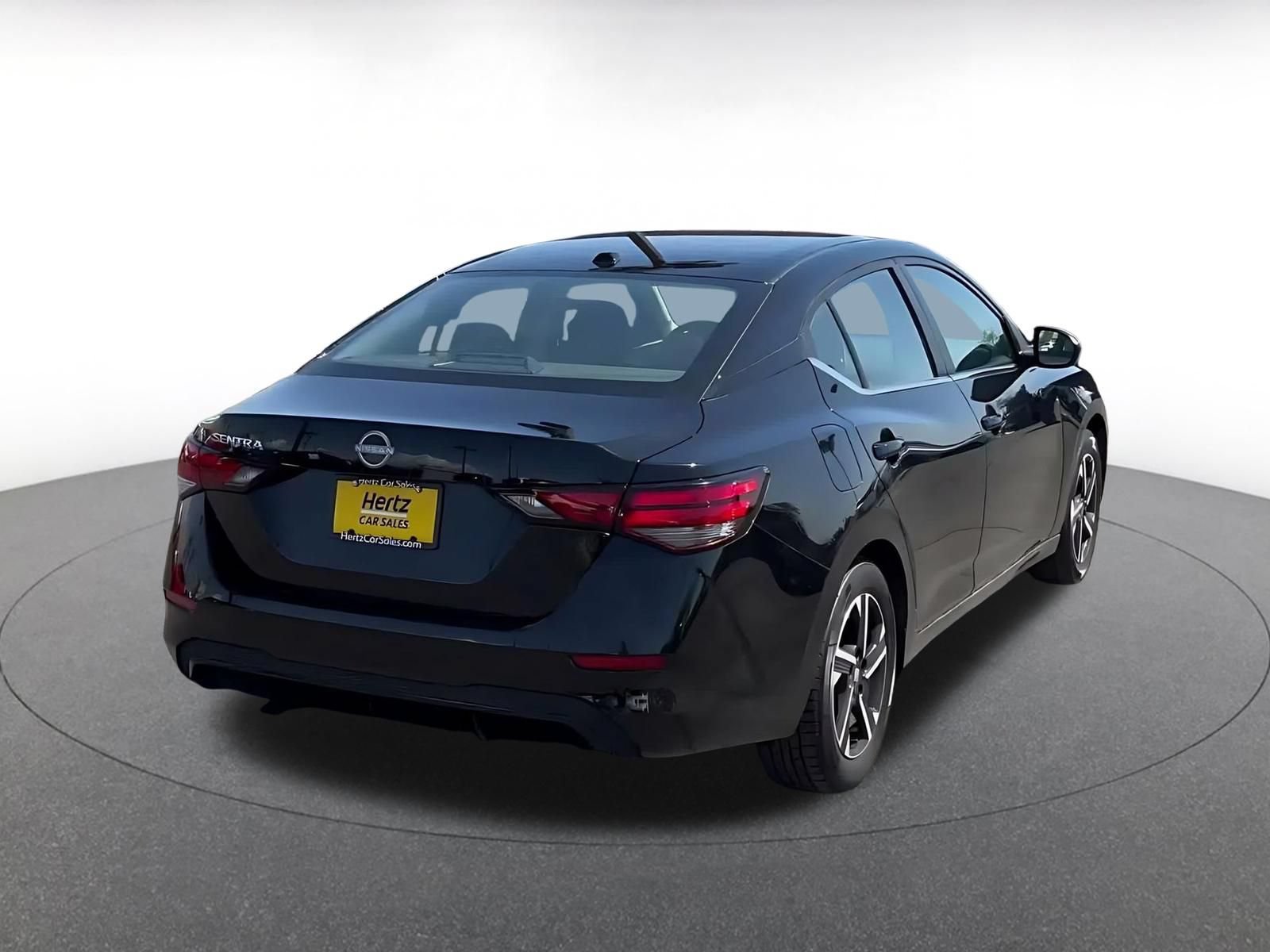 Thumbnail: 2025 Nissan Sentra - 13